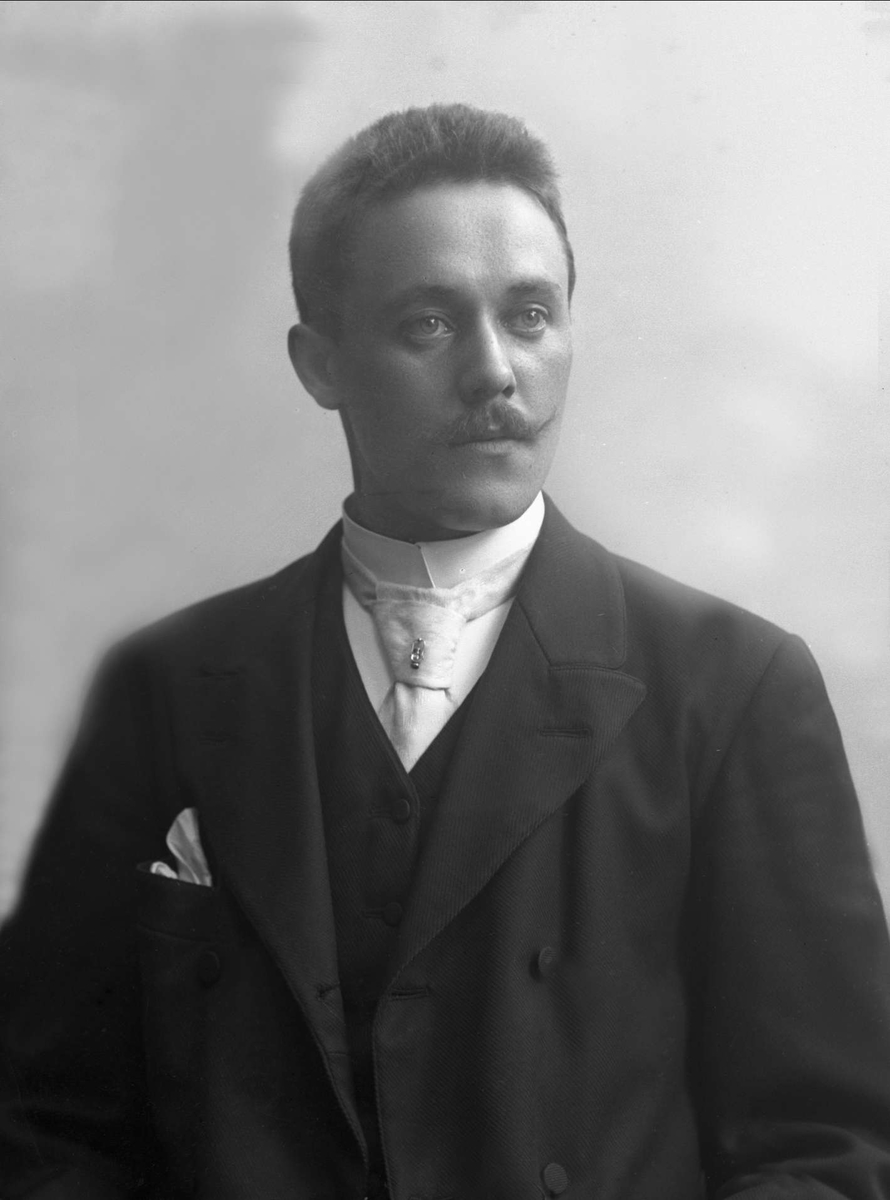 Gustav Borgen, NFB.45344