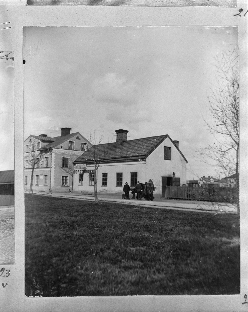 Carl Liljefors, Fabriksgatan, kvarteret Blanka, Svartbäcken, Uppsala 1900 - 1901