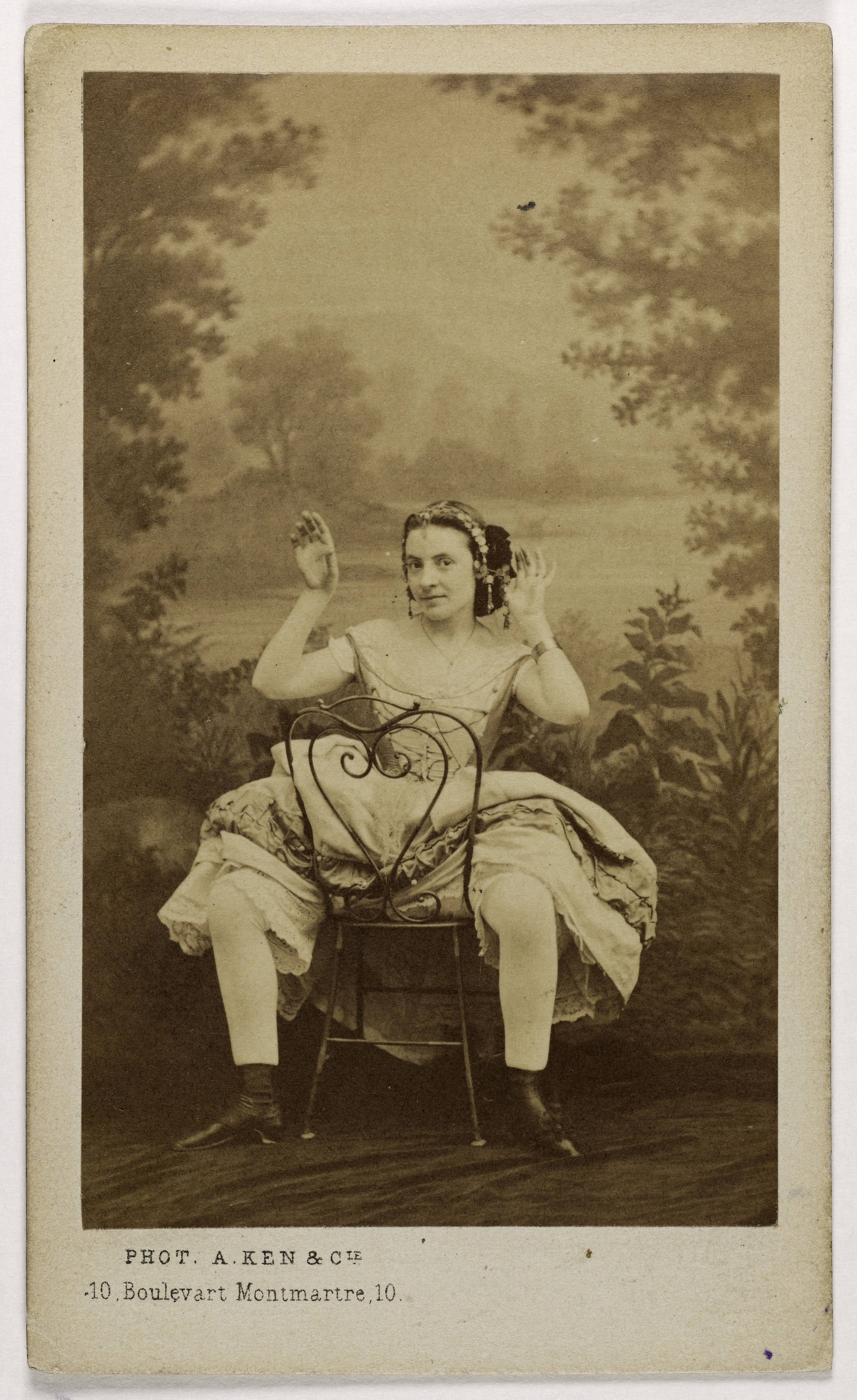 Alexandre Ken, Portrait de Blanche (actrice au Théâtre du Palais-Royal)