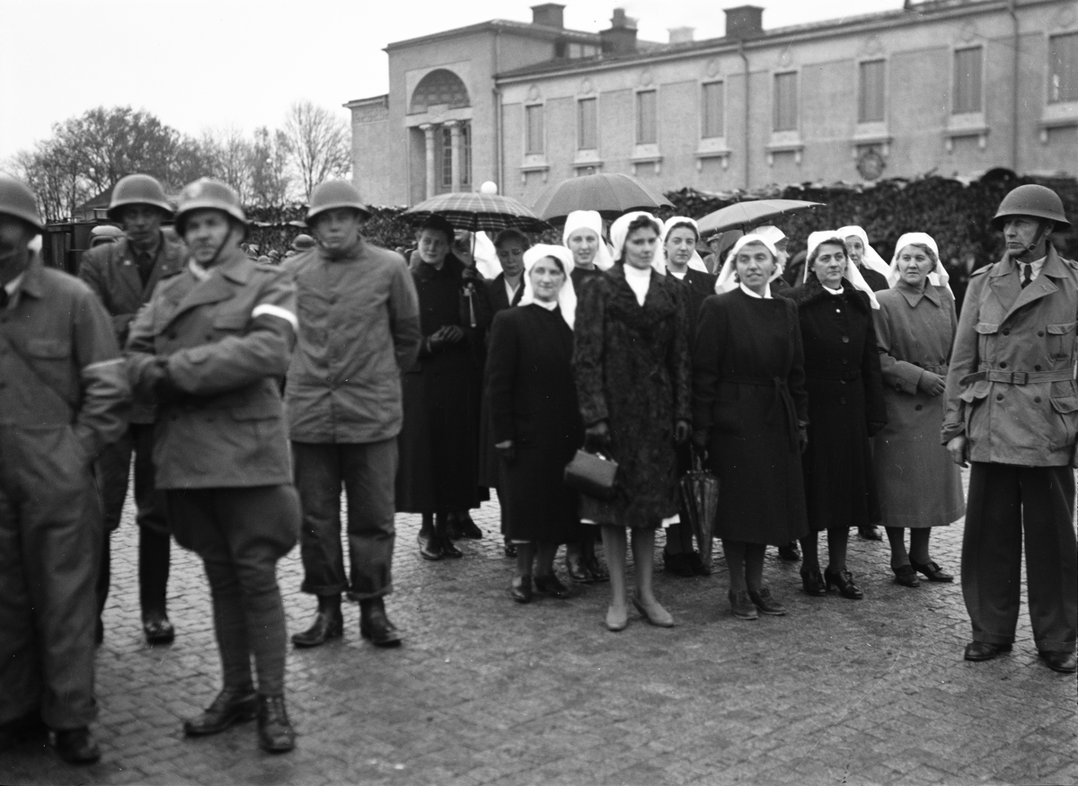 Paul Sandberg, "Överraskningsmoment satte beredskapsavdelningarna på hårda prov" - beredskapsövning, Vaksala torg, Uppsala 1941