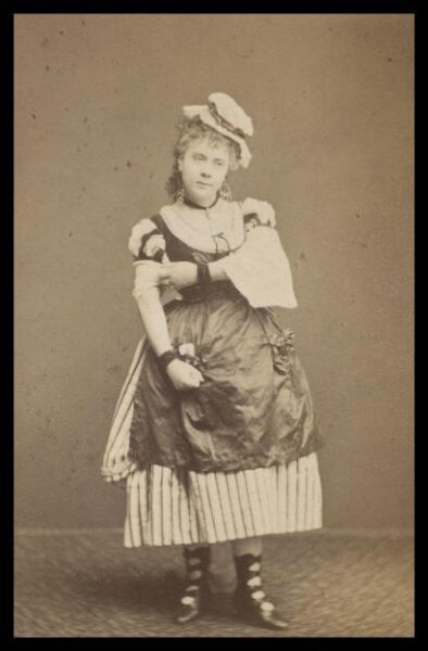 London Stereoscopic and Photographic Company, Guy Little Theatrical Photograph