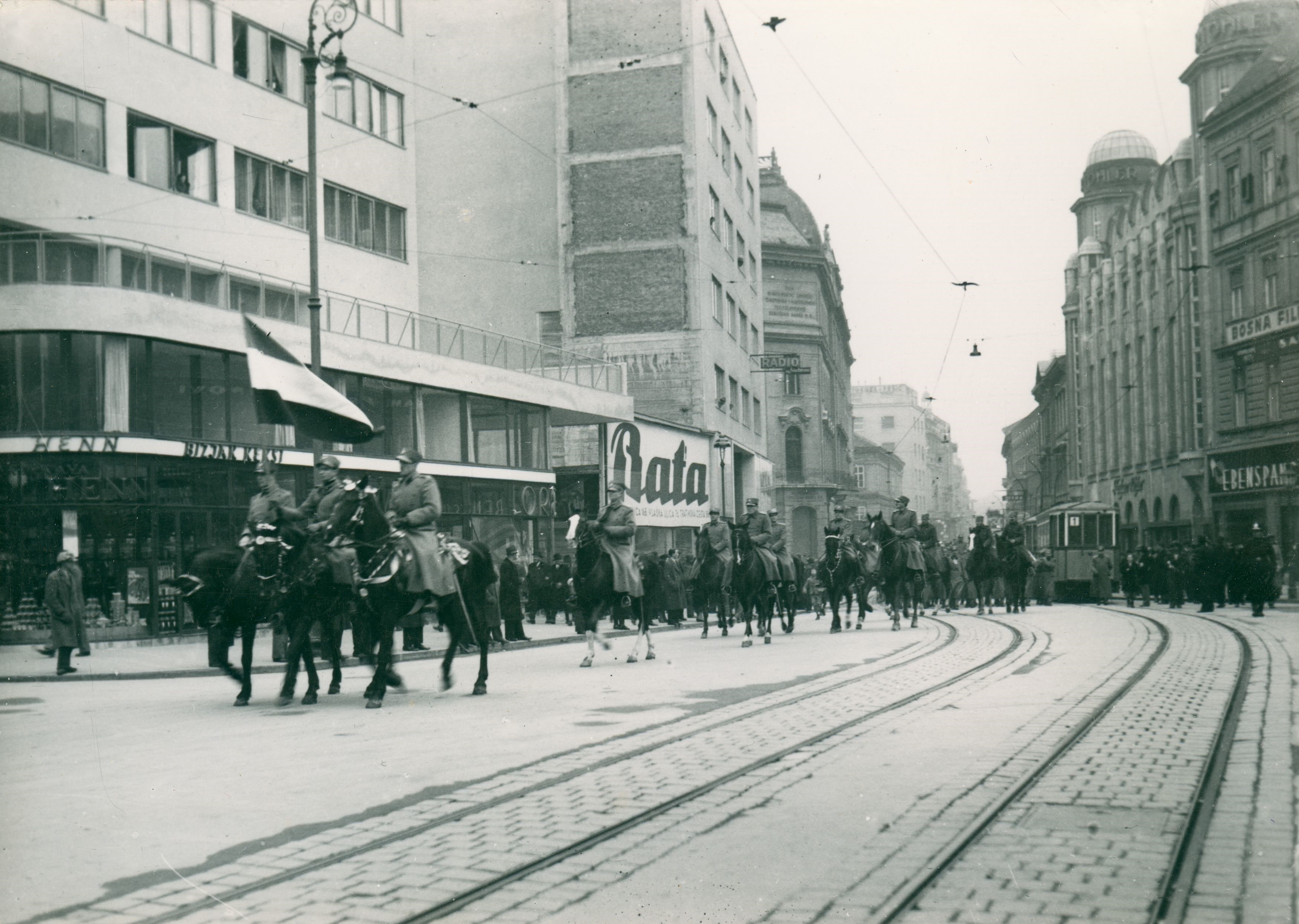 Vladimir Horvat, Zagreb - Ilica, još uvijek nepotpuno izgrađeni blok na mjestu Zakladne bolnice
