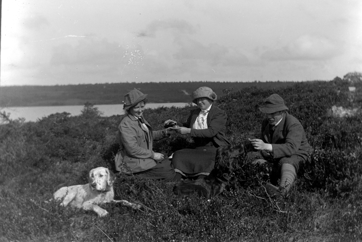 Ole Hansen Løken, GRUPPE 3 UKJENTE, HUND, FJELLTUR, LJØSVATNET?