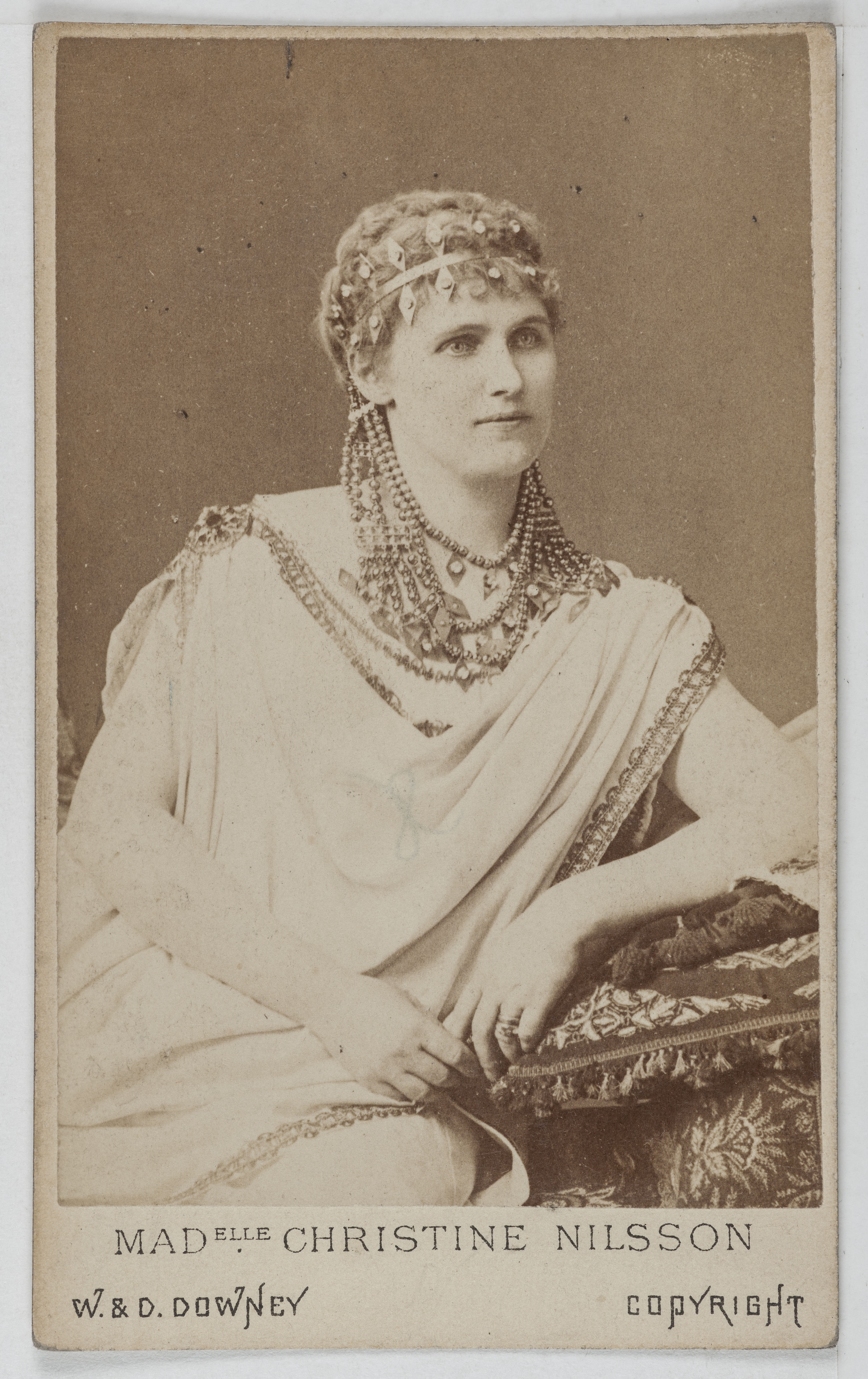 W. & D. Downey, Portrait de Christine Nilsson (1843-1921), épouse Rouzaud, chanteuse d'opéra suédoise.