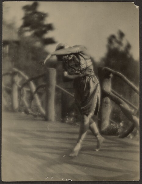 Louis Fleckenstein, [Dancer Outside]