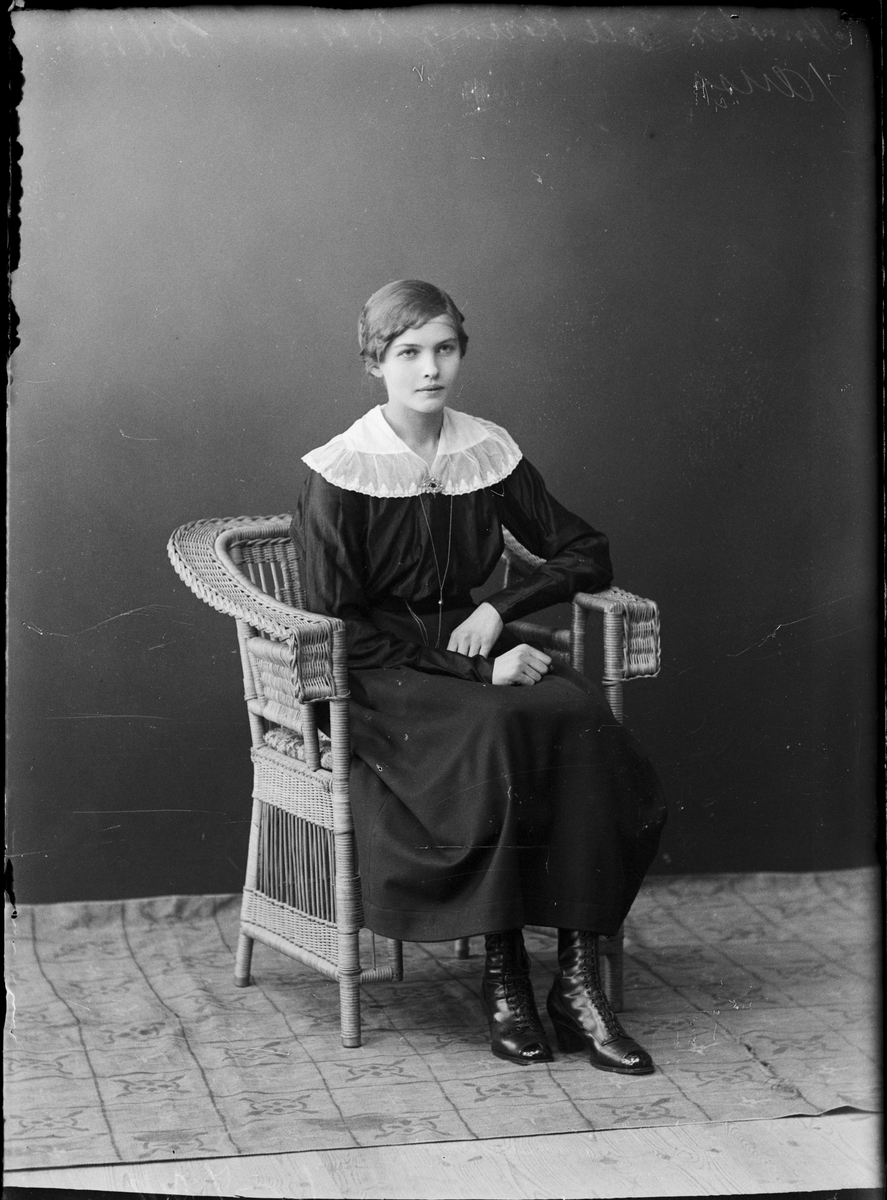Skötsner-Edhlund, Amalia Toll, Uppland