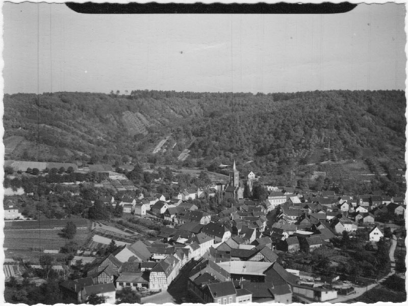 Foto Cramers Kunstanstalt KG, Luftbild Bodendorf im Jahr 1962