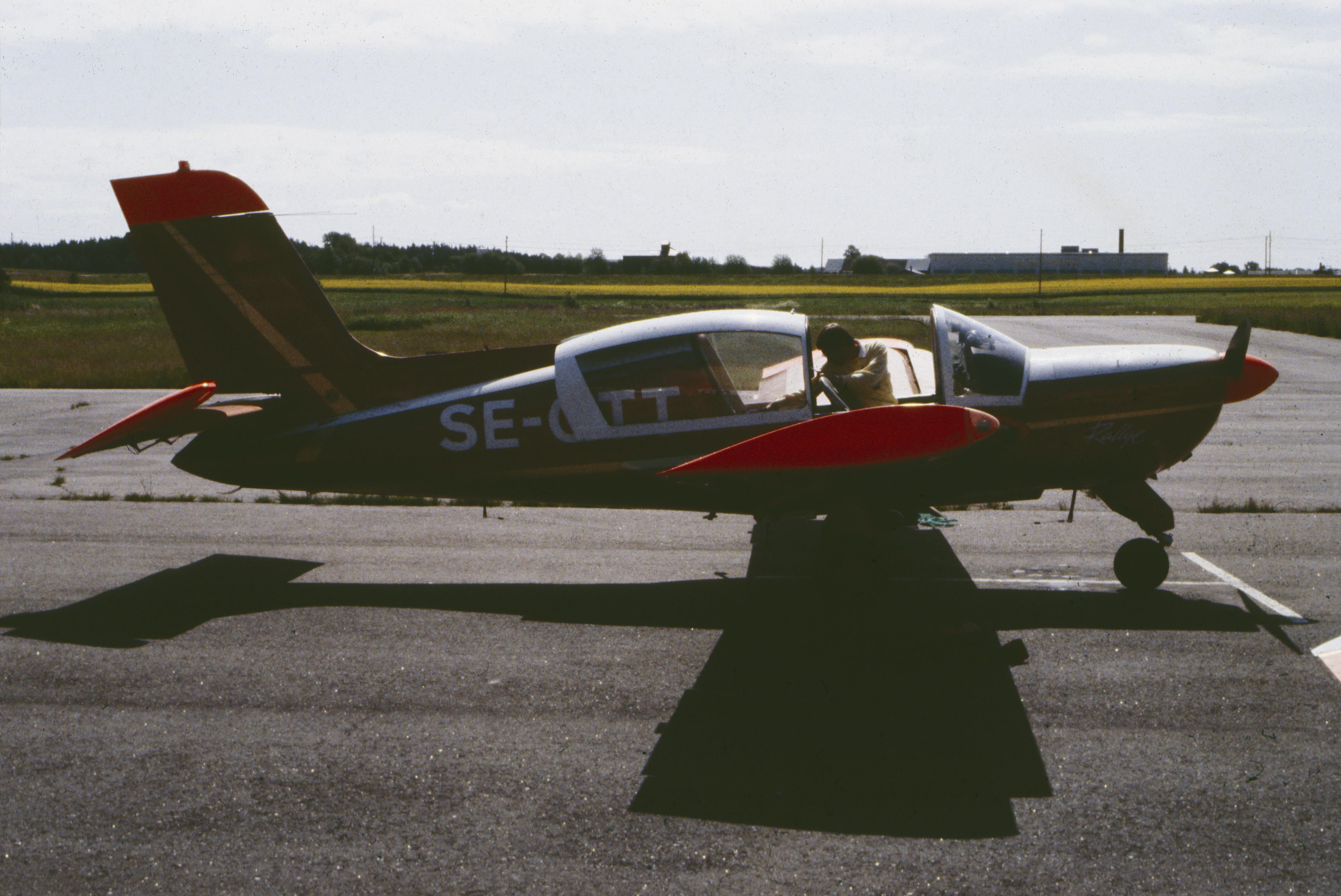 Jan Norrman, Vårgårda flygfält