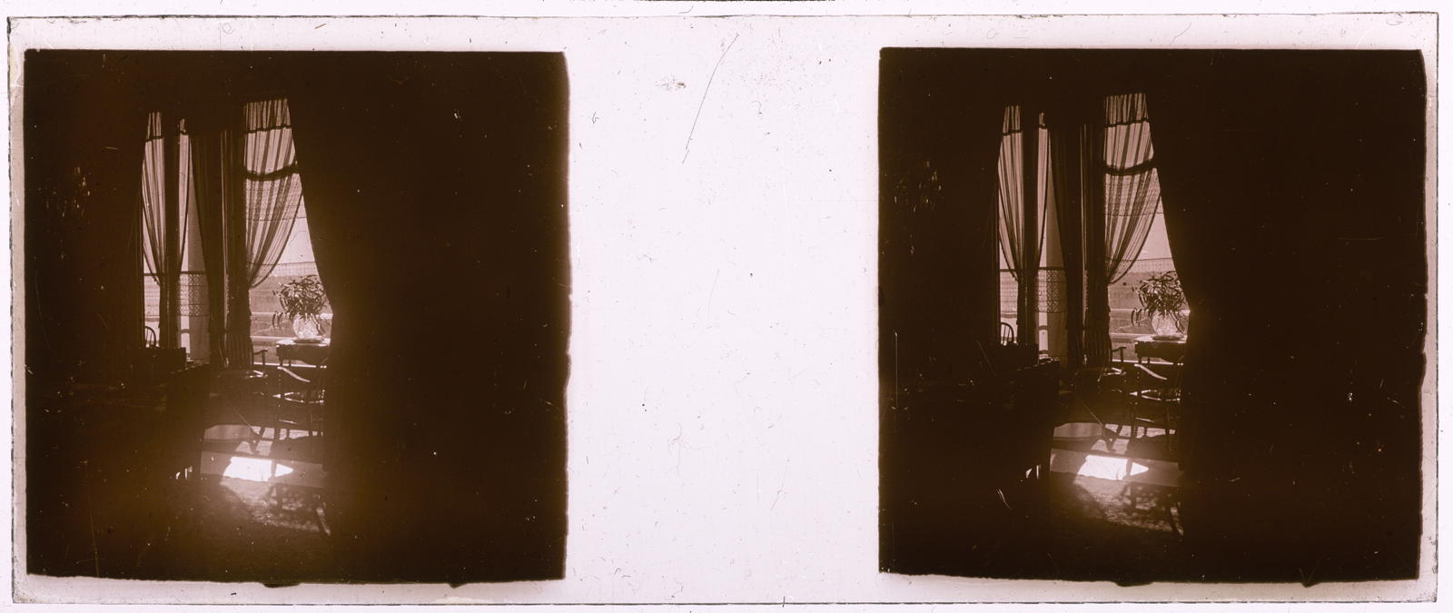 Desconegut, [Window with curtains]