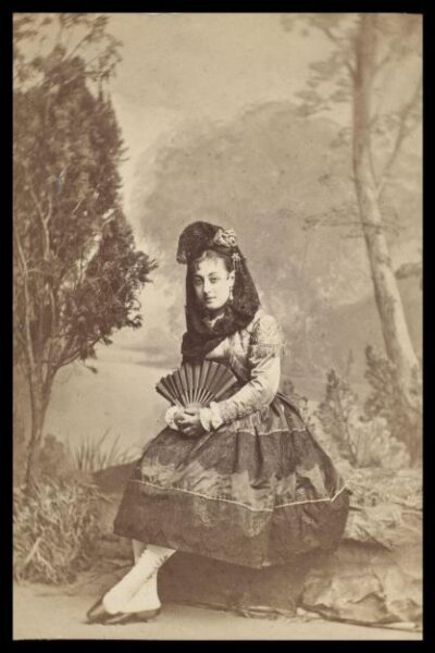 London Stereoscopic and Photographic Company, Guy Little Theatrical Photograph