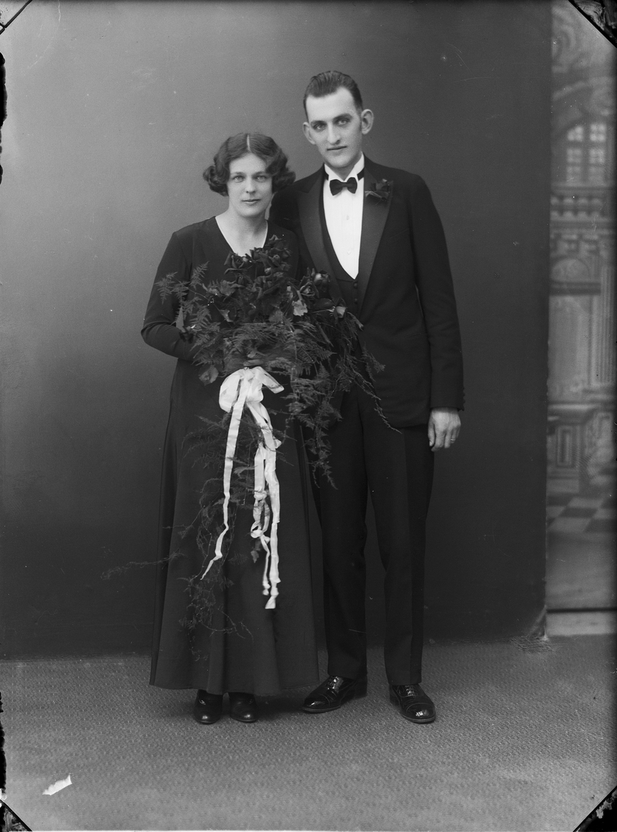 Skötsner-Edhlund, Brudparet Nilsson från Östhammar, Uppland 1932