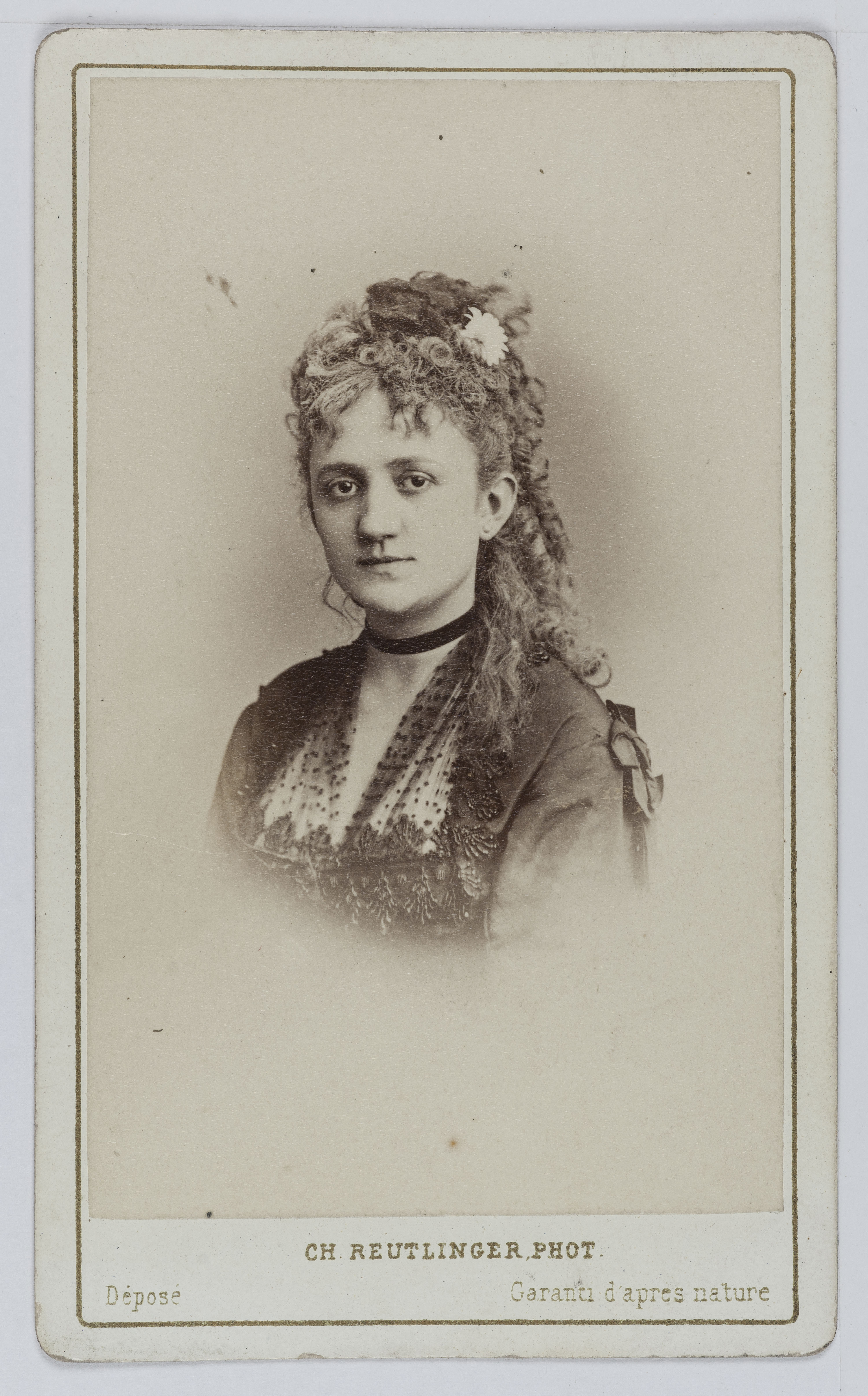 Charles Reutlinger, Portrait de Mademoiselle Polliart, dite Mademoiselle Priola, actrice et chanteuse à l'Opéra Comique entre 1872 et 1874.