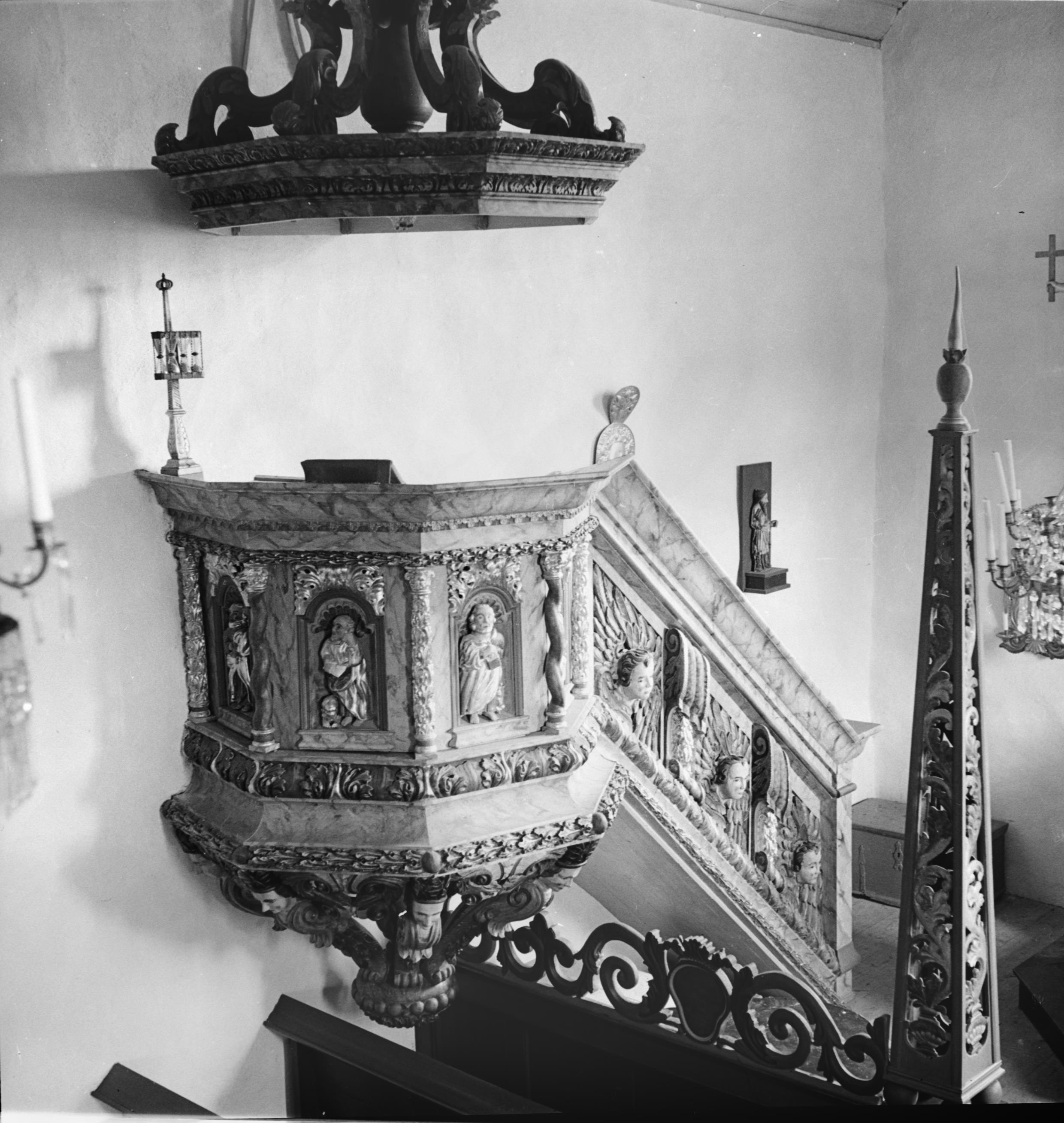 Nils Lagergren, Högsjö gamla kyrka