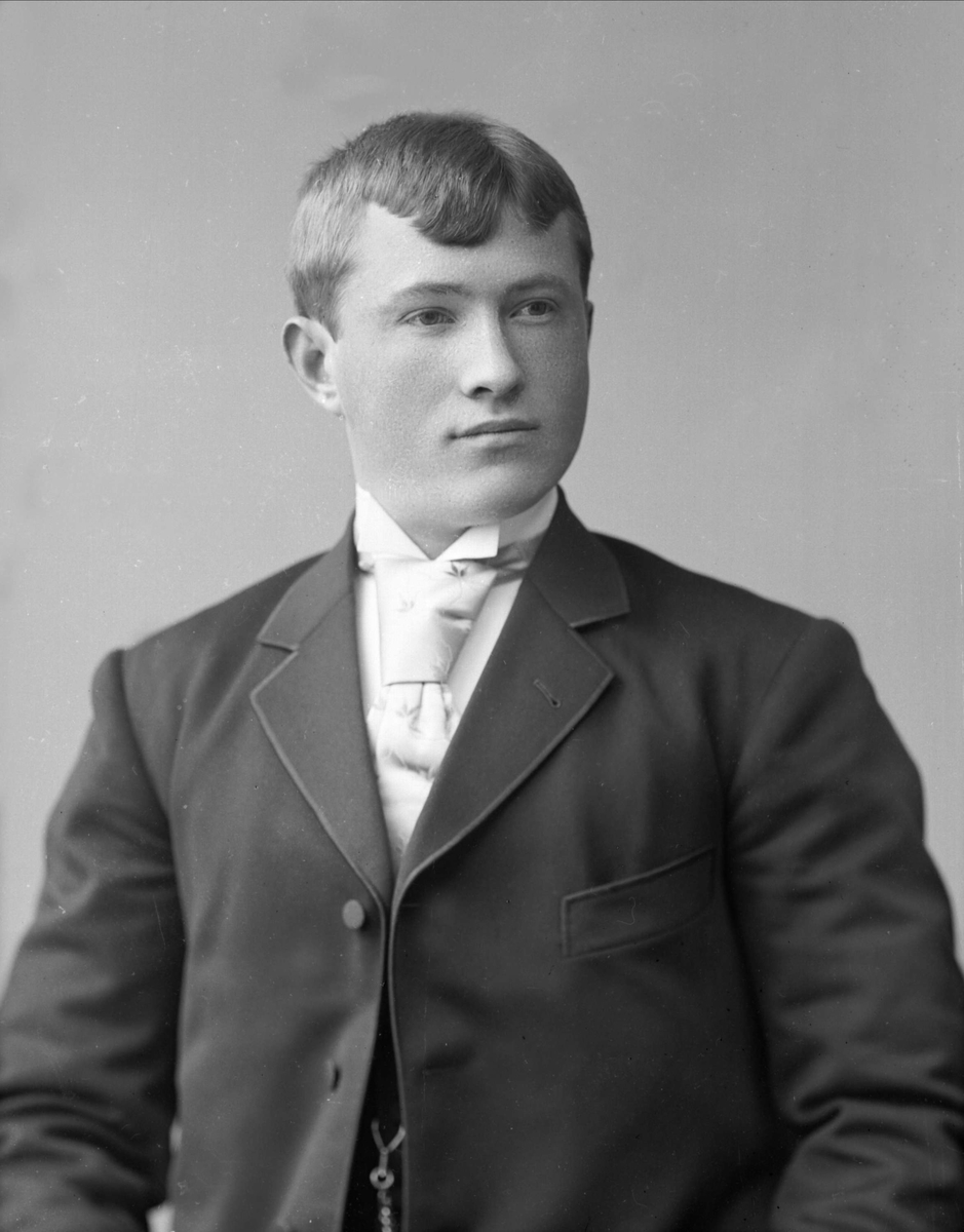 Gustav Borgen, NFB.35475