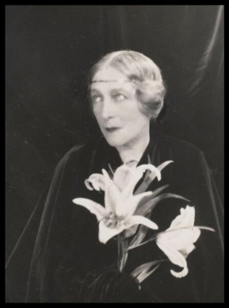 Beaton, Cecil (Sir), Guy Little Theatrical Photograph