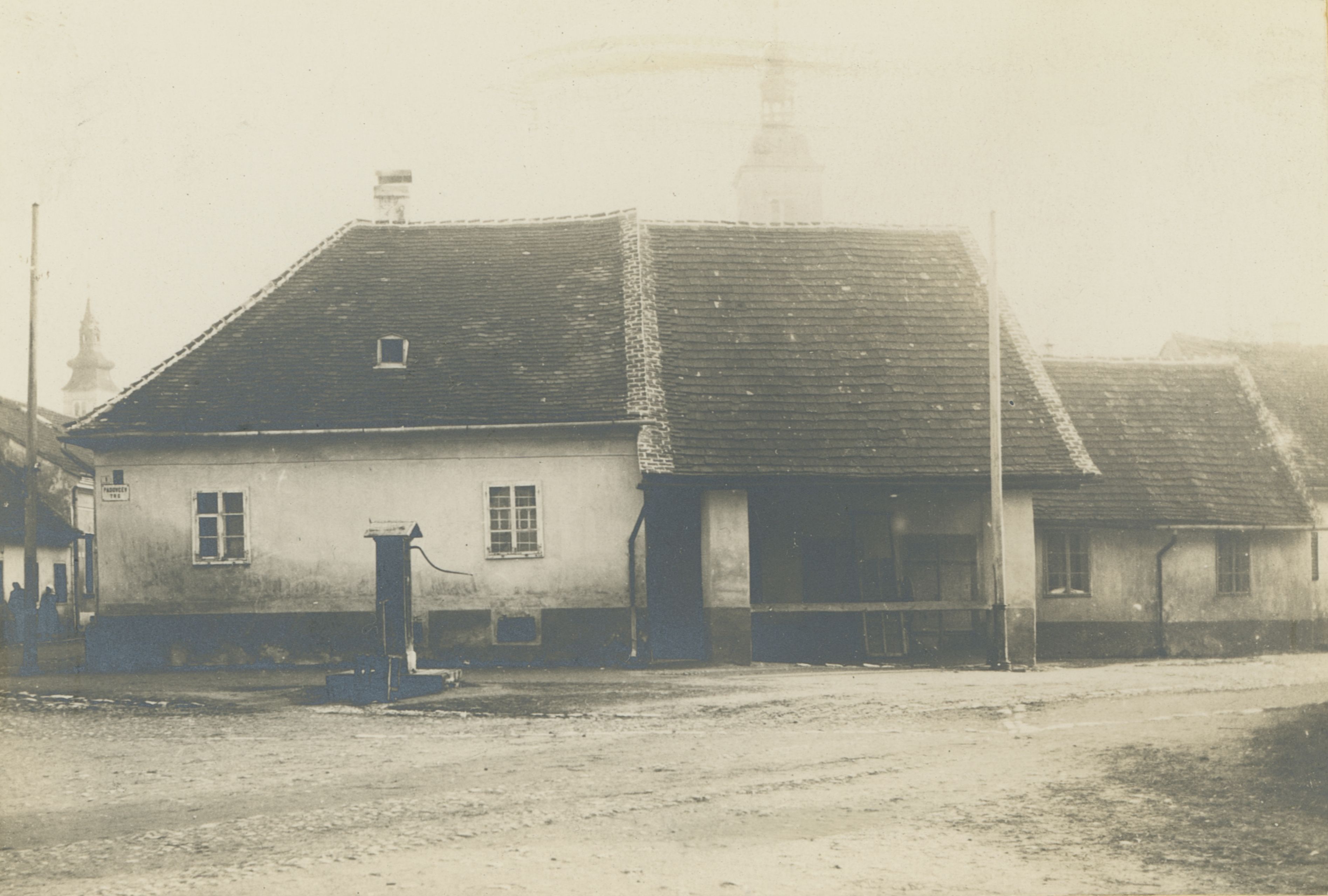 neutvrđen autor, Varaždin - Padovčev trg, kovačnica