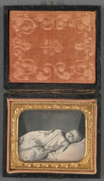 Unknown, [Postmorten portrait of a Baby]