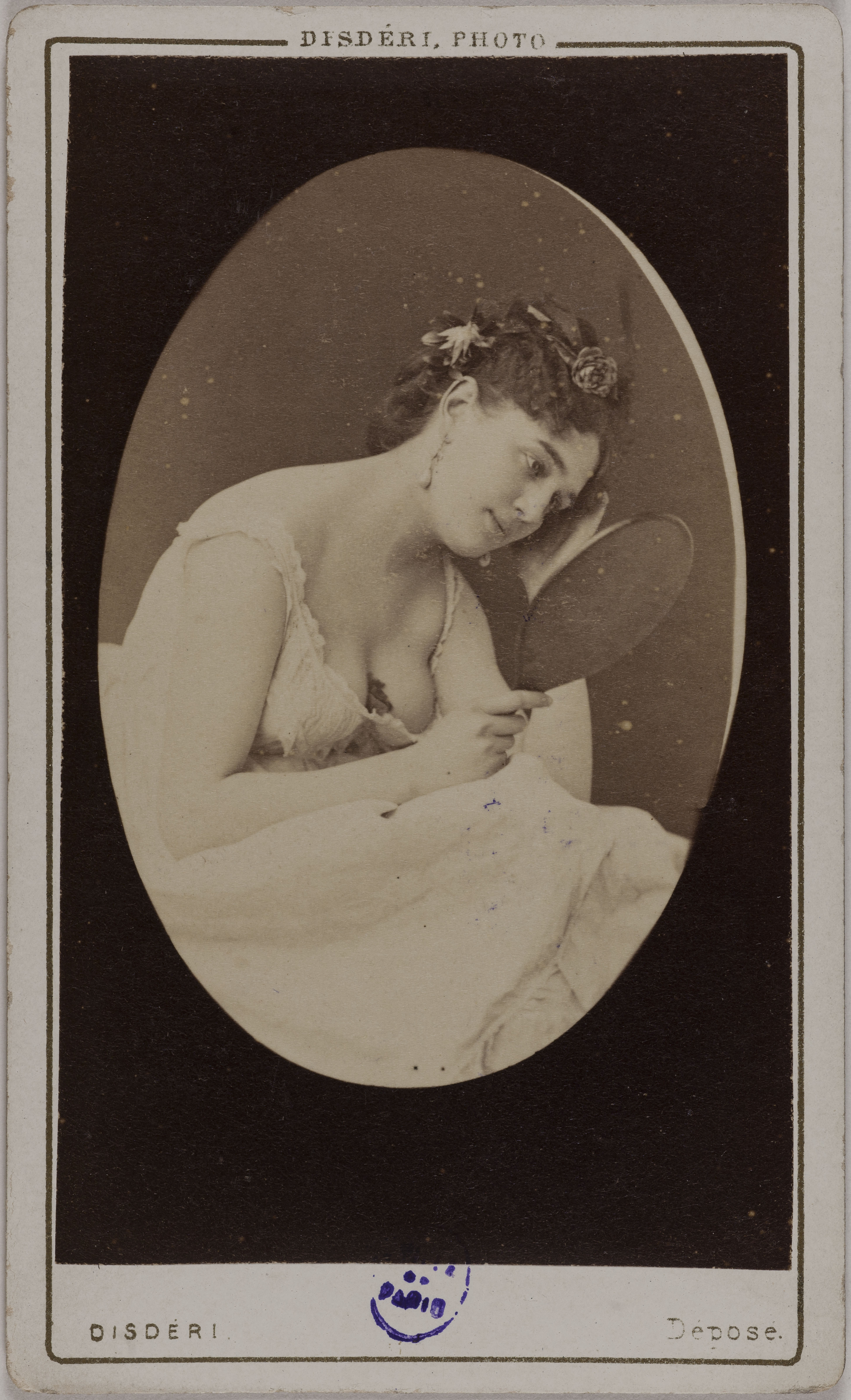 André-Adolphe-Eugène Disdéri, Portrait de Marie Artus (actrice aux Folies-Bergère, à l'Athénée et Théâtre des Variétés)