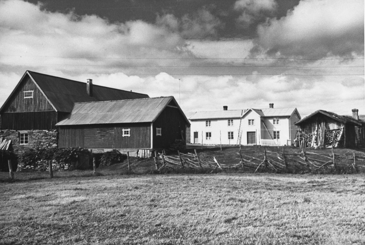 Ukjent, Gardsbruk - Trøan (Gammeltrøan) i Hodalen