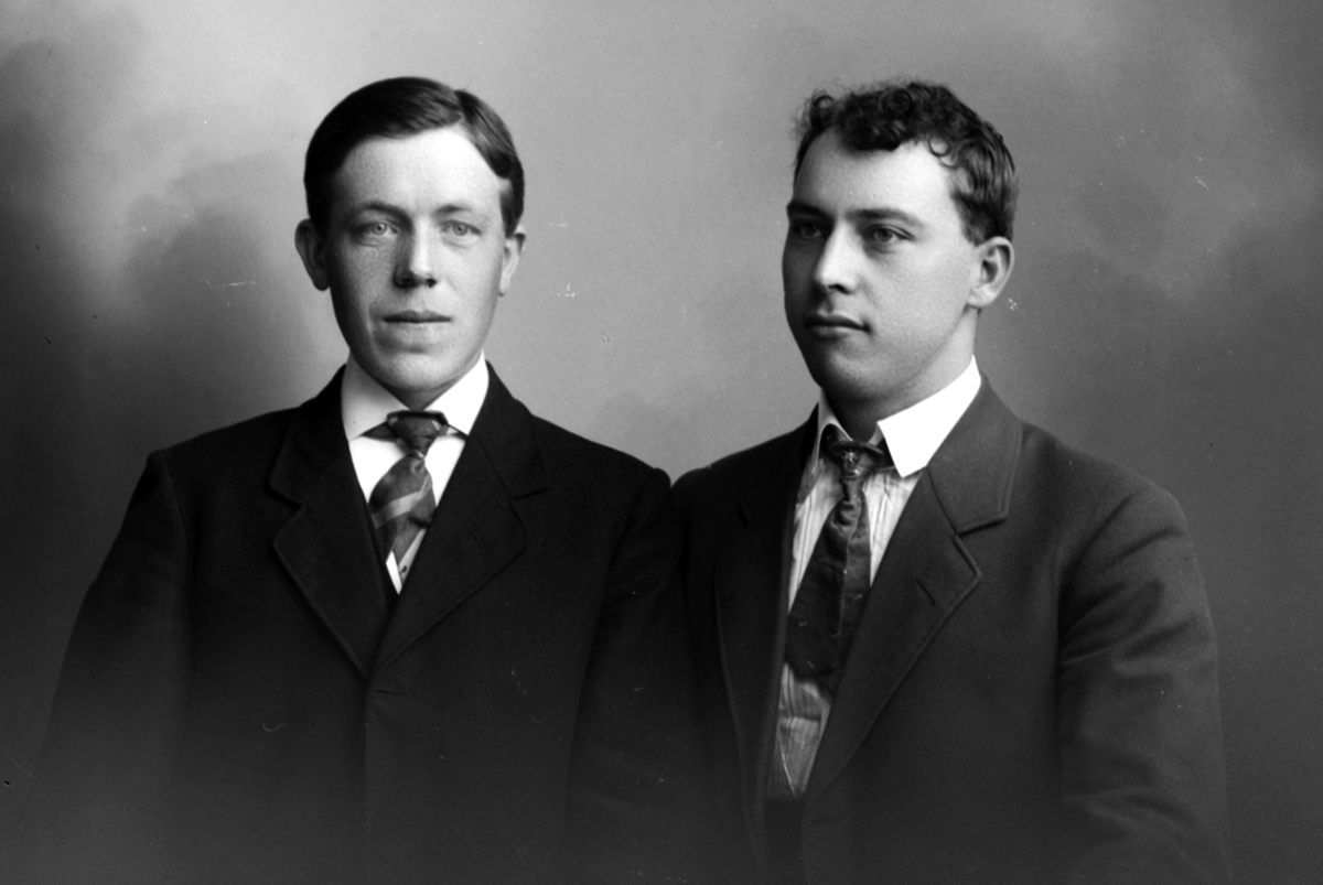 Christian Grundseth, KNUDSEN K. , GR: 2 MENN, 14248