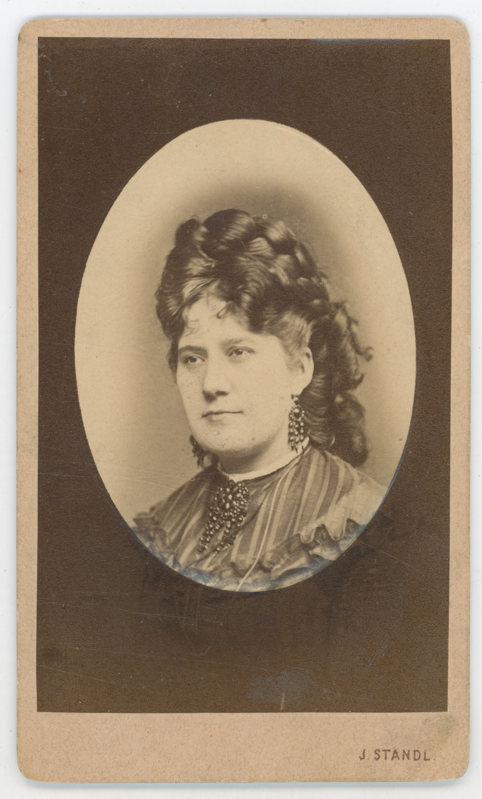 Ivan (27. 10. 1832.––30. 8. 1897.) Standl, Gospođa Gjuršević