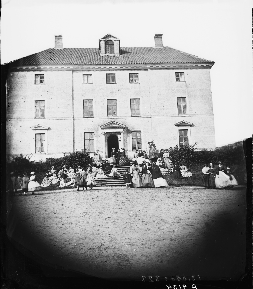 Carl Curman, Exteriör av Partille slott , Göteborg.
