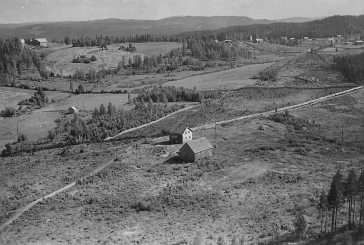 Widerøes Flyveselskap A/S, FLYFOTO HAUKÅSEN, ÅSVANG