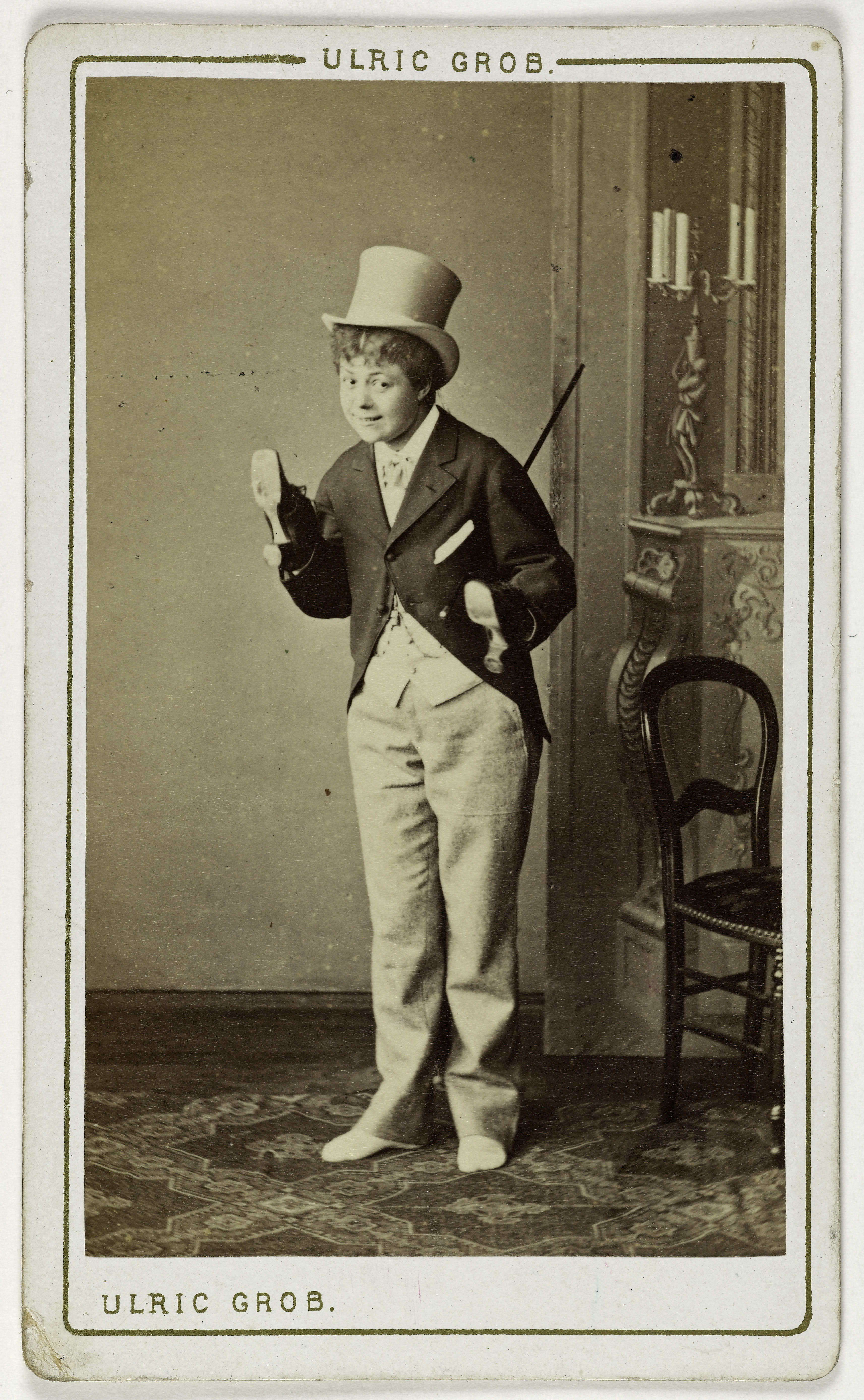 Ulric Grob, Portrait de Mme Grivot, (née Marie Laurent), (1843-1890), (actrice)