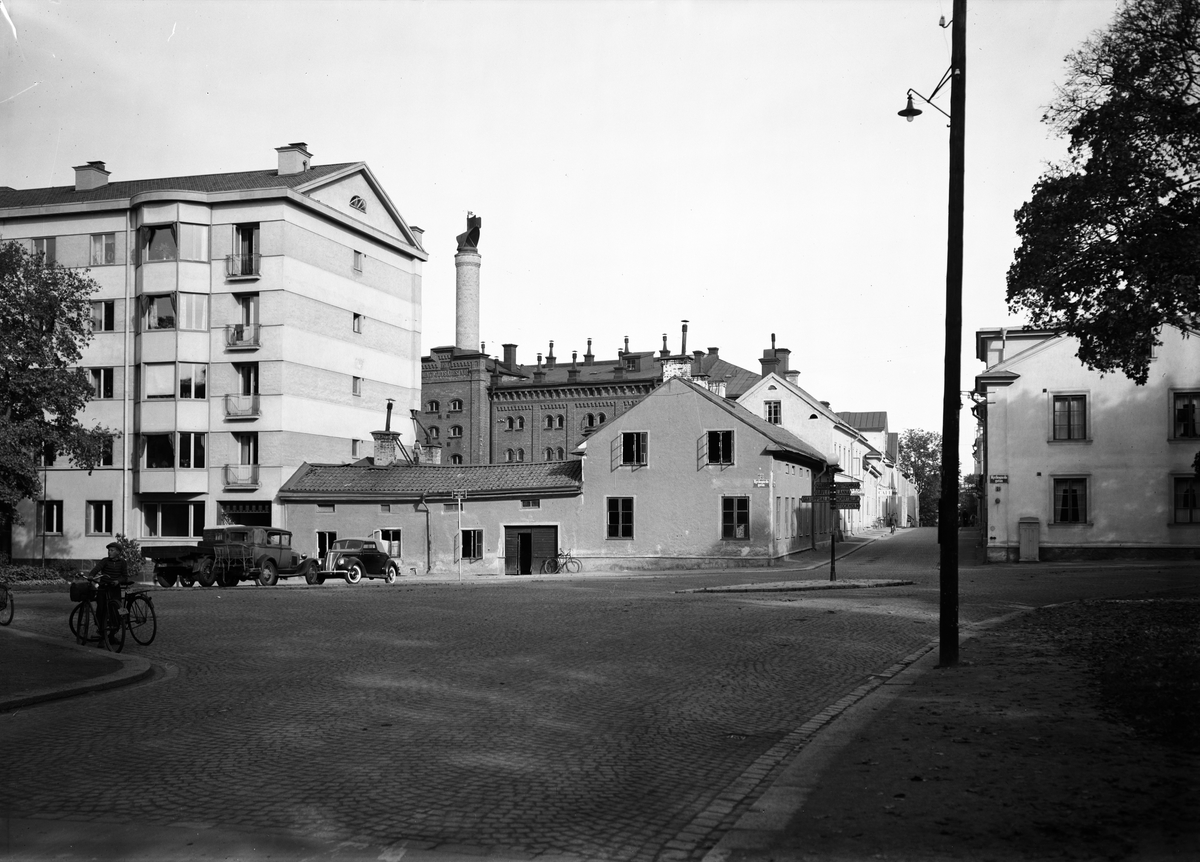 Paul Sandberg, Kvarteret Hörnet, korsningen S:t Johannesgatan - Kyrkogårdsgatan, Uppsala 1937