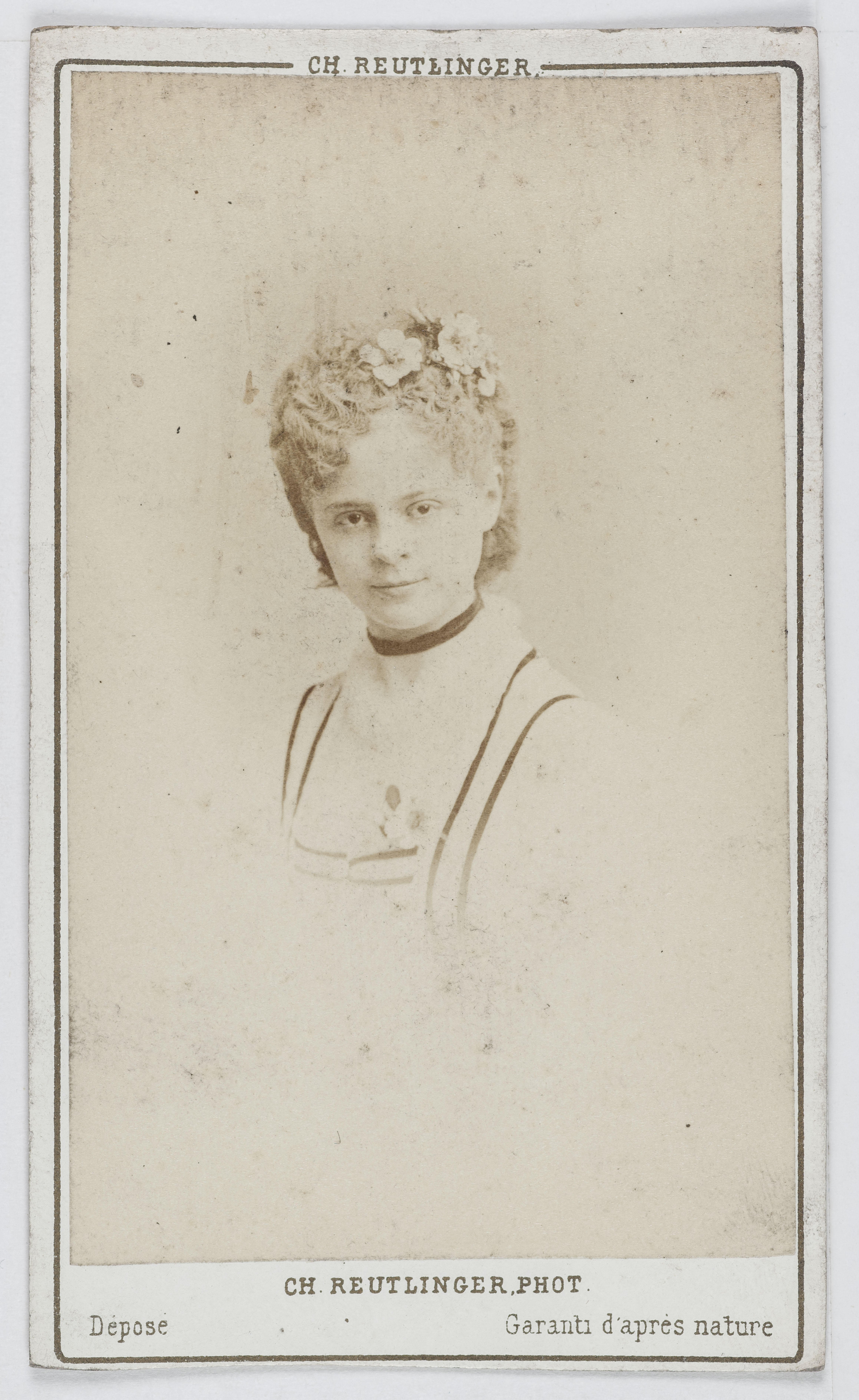 Charles Reutlinger, Portrait de Gabrielle Tanting, actrice au Théâtre du Palais Royal en 1874 et au Théâtre du Gymnase.