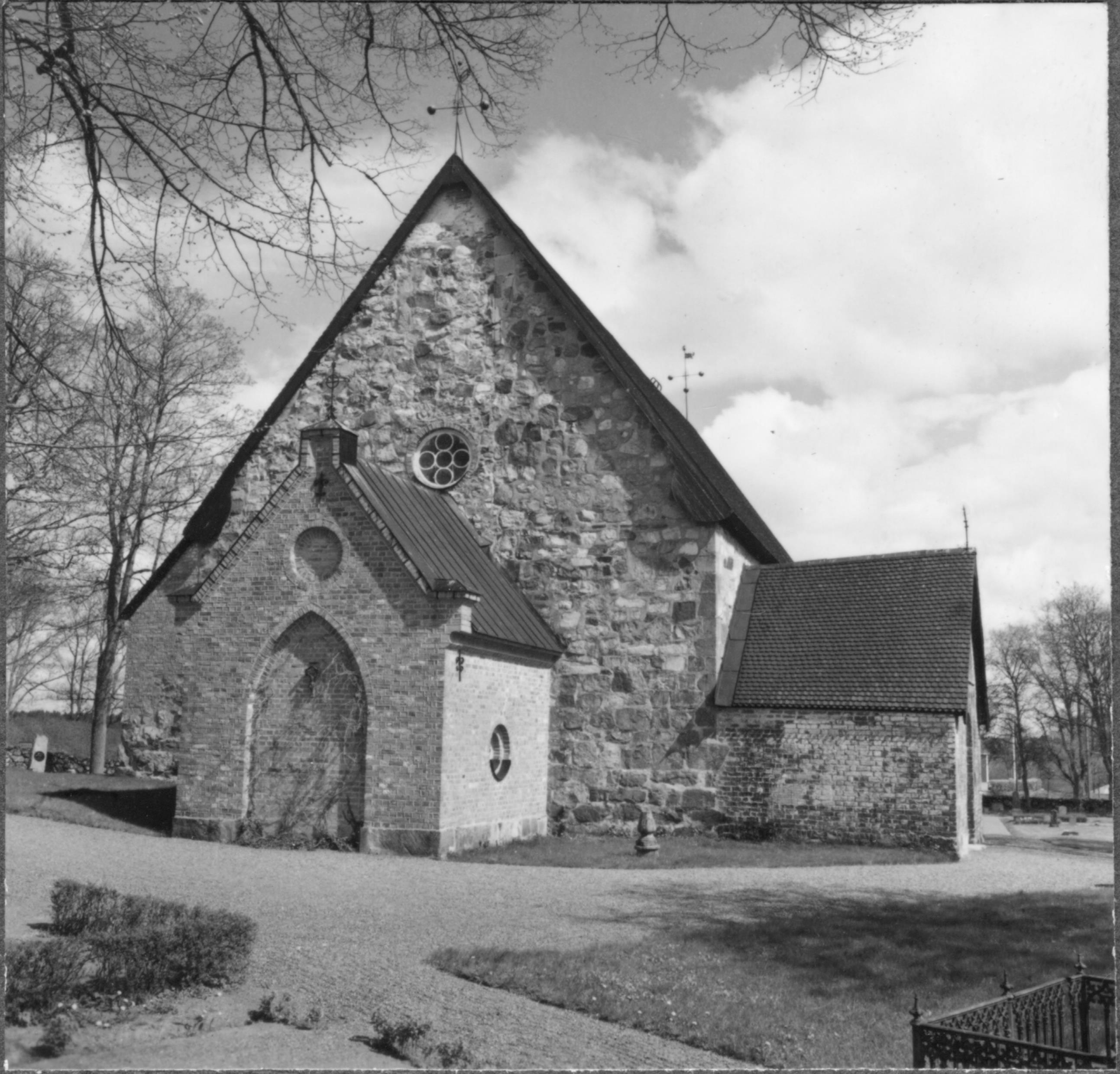 Sören Hallgren, Håtuna kyrka