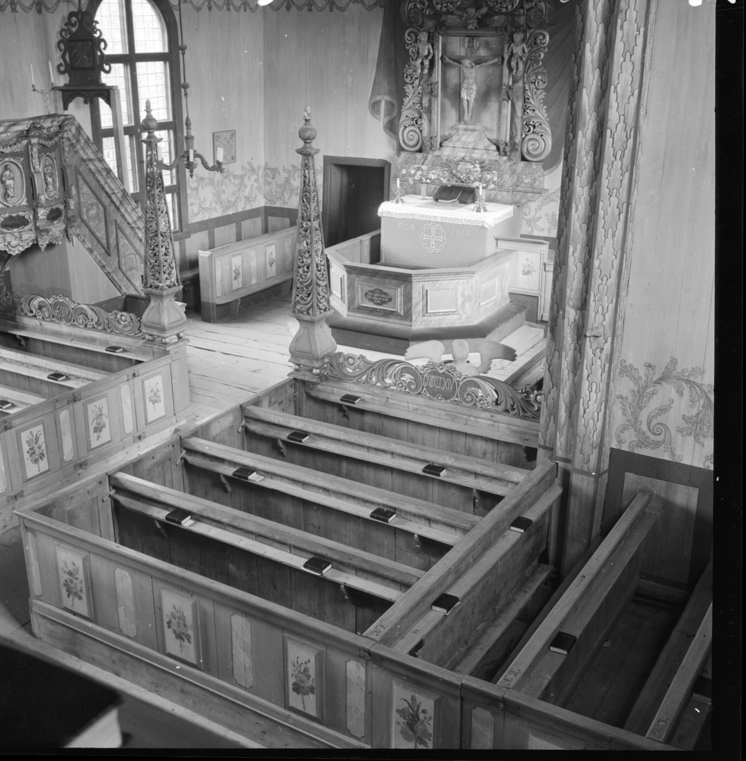 Iwar Anderson, Älvros gamla kyrka