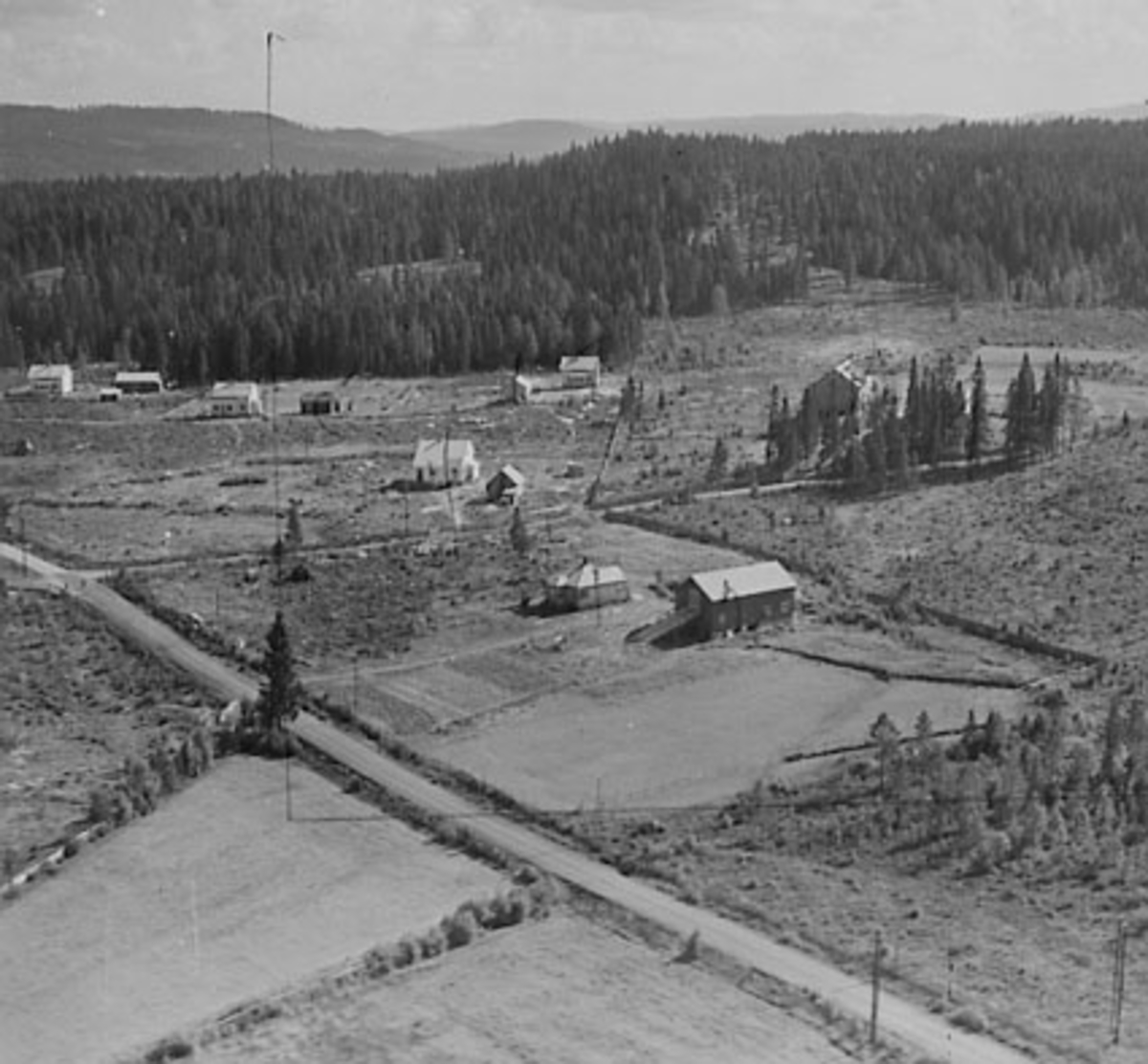 Widerøes Flyveselskap A/S, FLYFOTO MYRVOLD, ÅSVANG