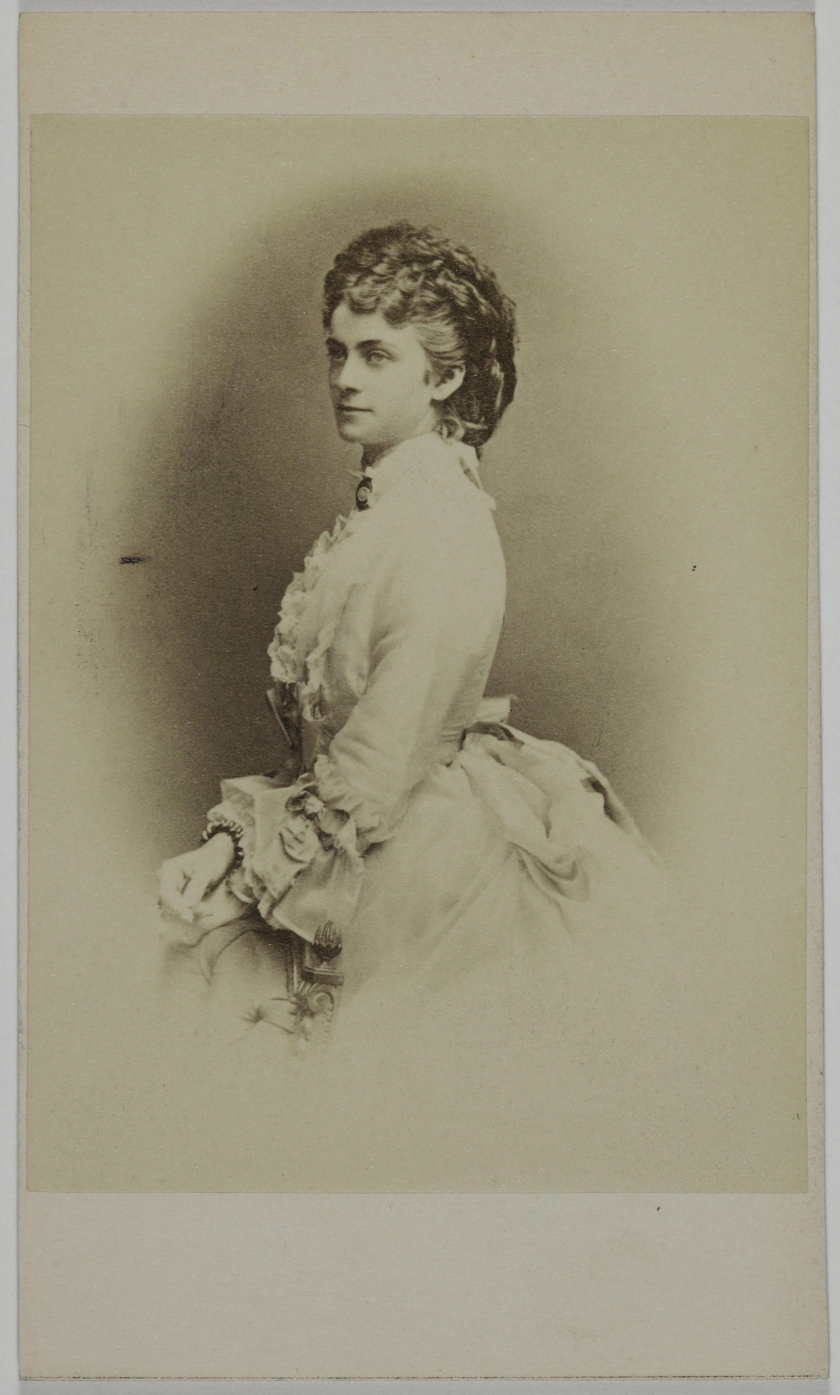 Anonyme, Portrait de Duchesse d'Alençon, (Sophie, Charlotte de Bavière), (1847-1897)