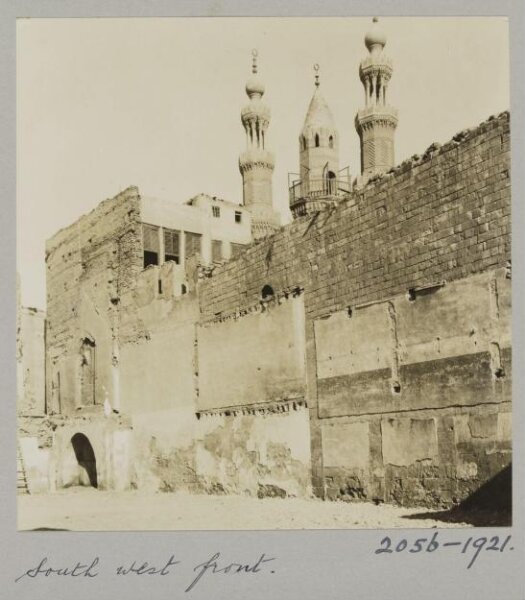 K.A.C. Creswell, Southwest side of the mosque of Fatimid wazir Amir al-Salih Tala'i‘, Cairo