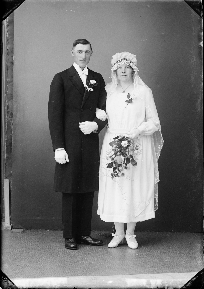 Skötsner-Edhlund, Brudpar, Östhammar, Uppland
