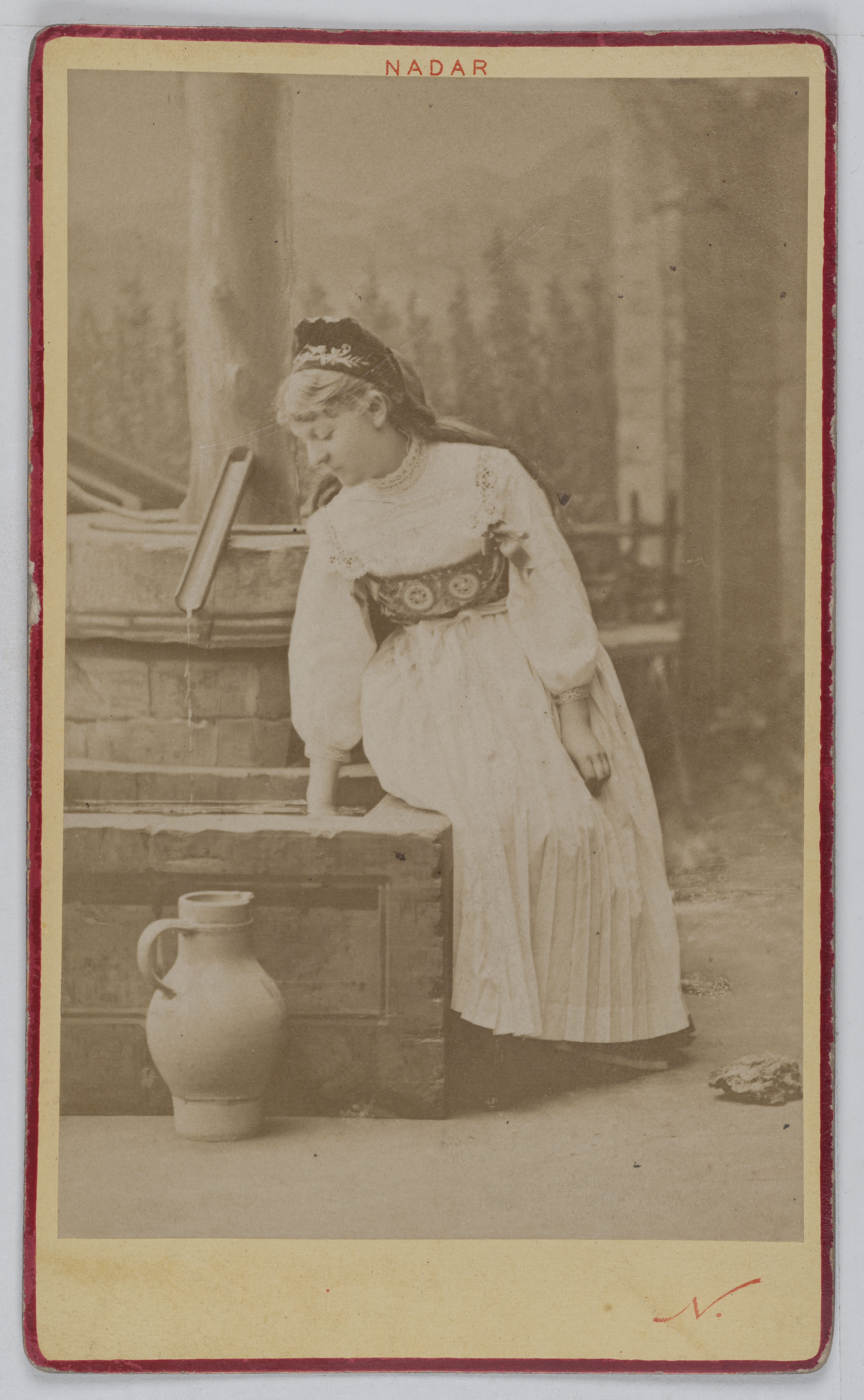 Nadar, Portrait de Suzanne Reichenberg (1853-1924), baronne de Bourgoing, actrice de théâtre.