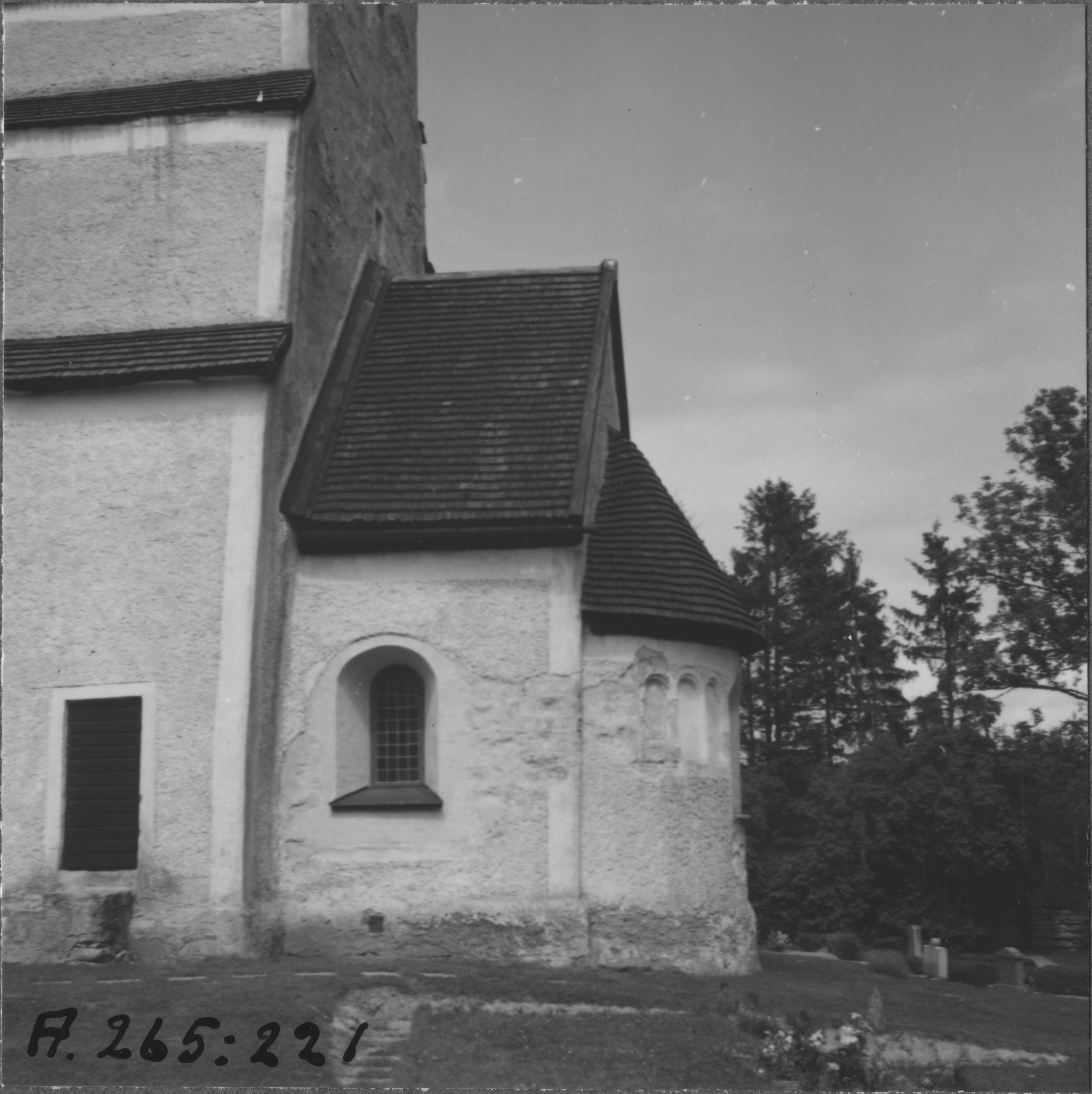 Åke Nisbeth, Asks kyrka