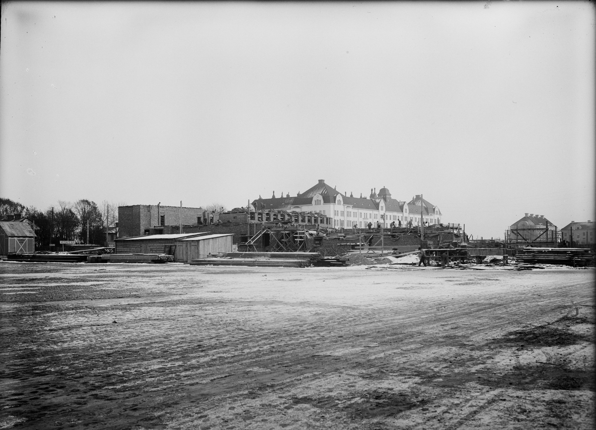 Paul Sandberg, Vaksalaskolan under byggnation, Fålhagen, Uppsala sannolikt 1925