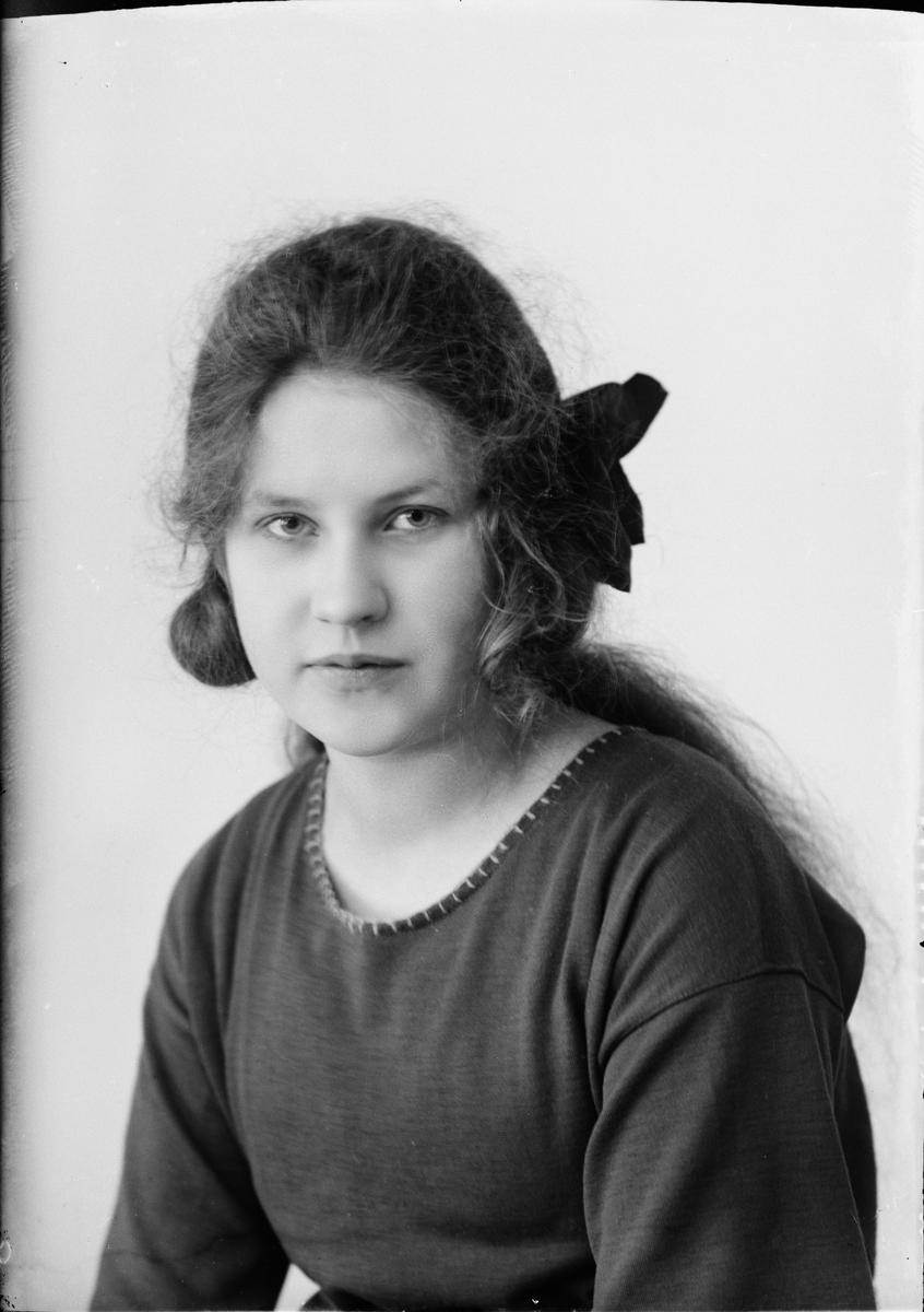 Skötsner-Edhlund, Astrid Andrin från Östhammar, Uppland 1922