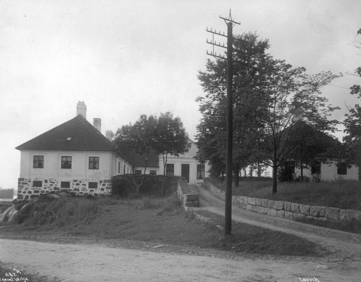 Anders Beer Wilse, Larvik 2.