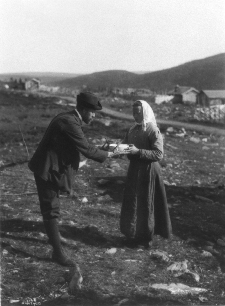Anders Beer Wilse, Prot: Genere - Turister paa Sætern 22. Sep. 1903