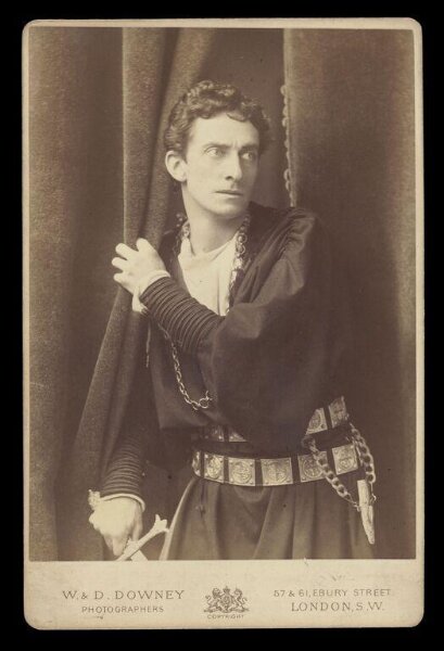 W. & D. Downey, Portrait of Sir Johnston Forbes-Robertson as Hamlet