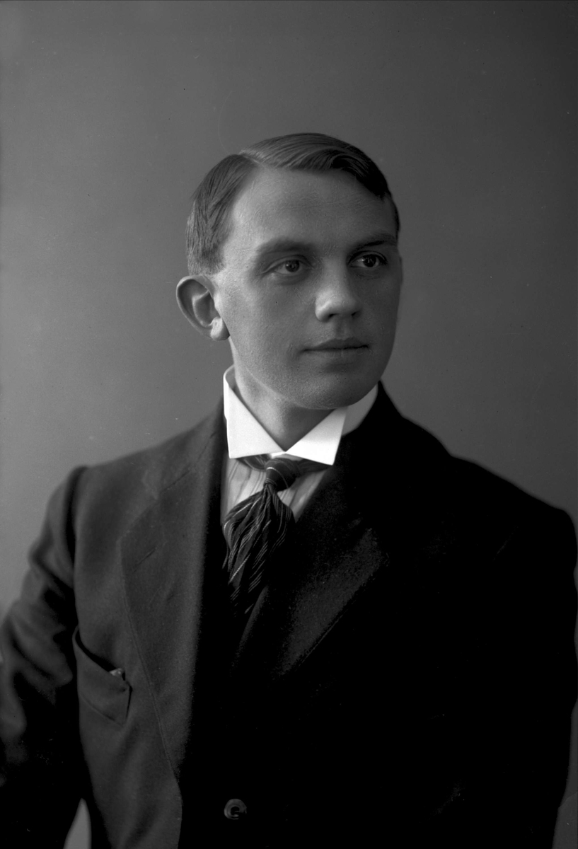Gustav Borgen, NFB.36692