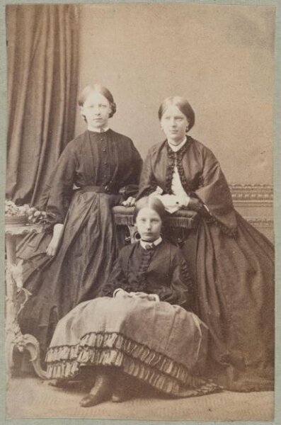 Unknown, Carte-de-visite photographs (480). Four photographs  are dry-mounted to each sheet (120).