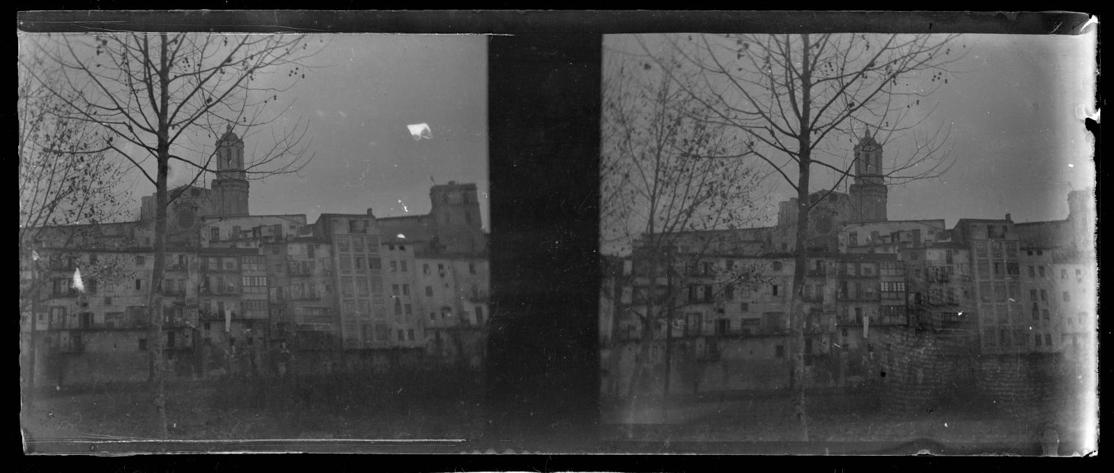 Desconegut, [Houses of the Onyar and Cathedral]