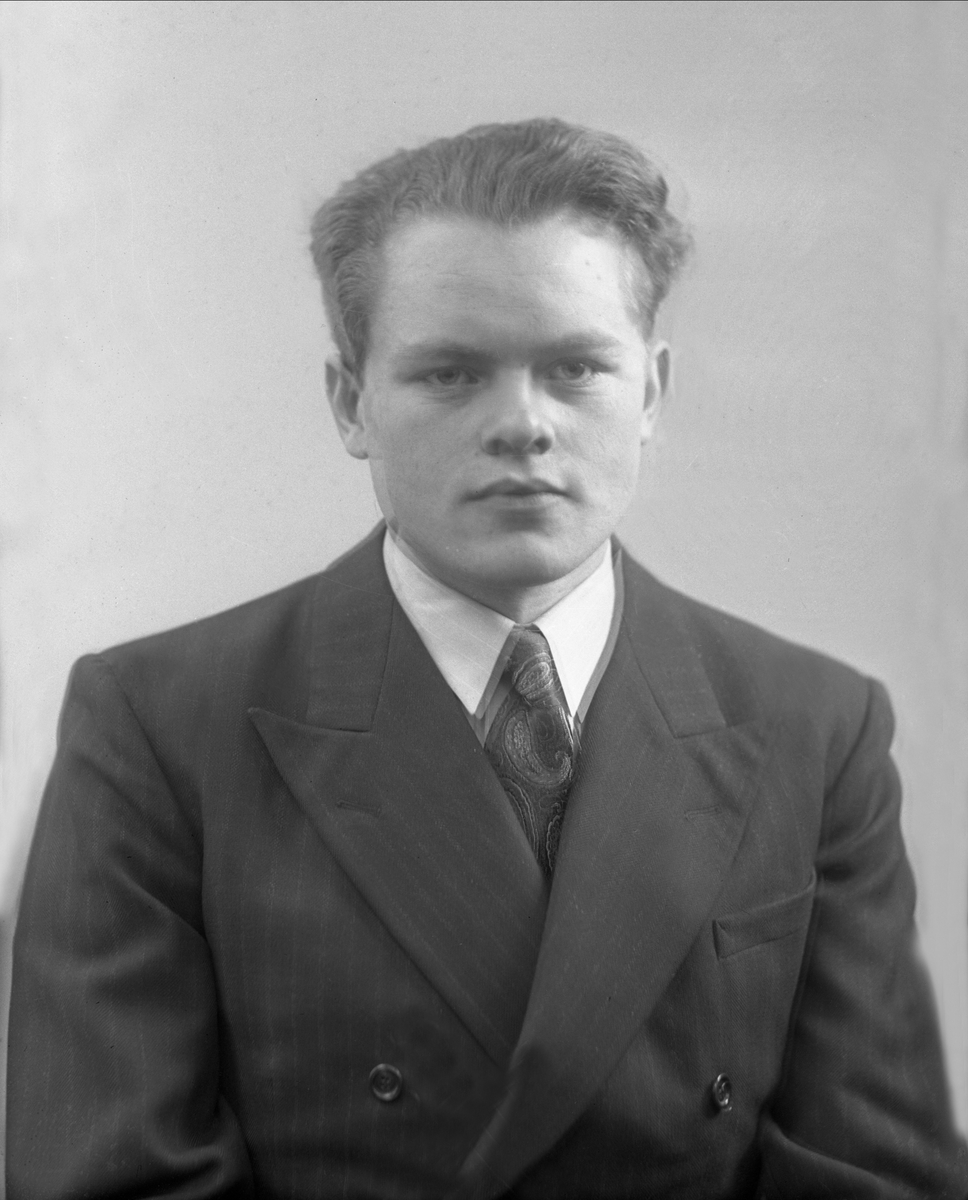 Gustav Borgen, NFB.56926