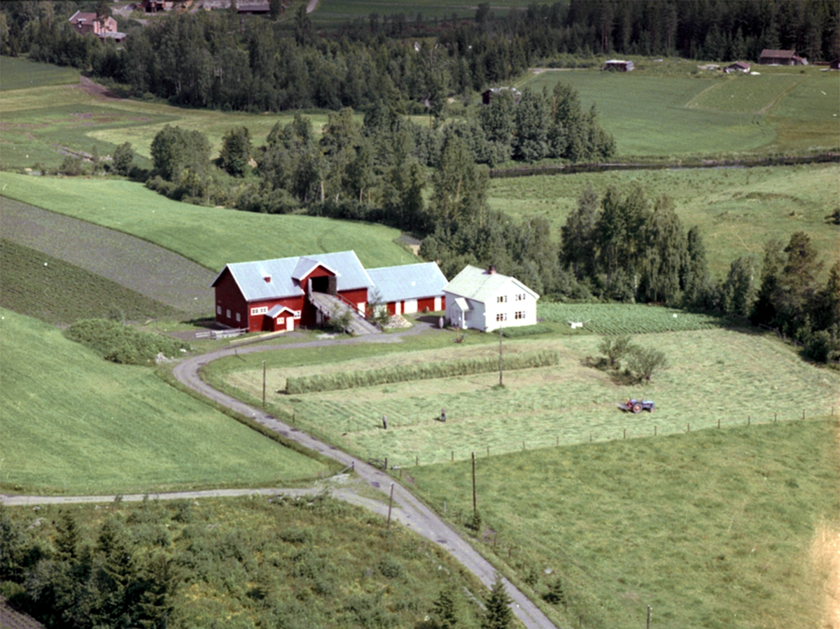Widerøes Flyveselskap A/S, FLYFOTO GODHOLEN 213-20, ILSENG