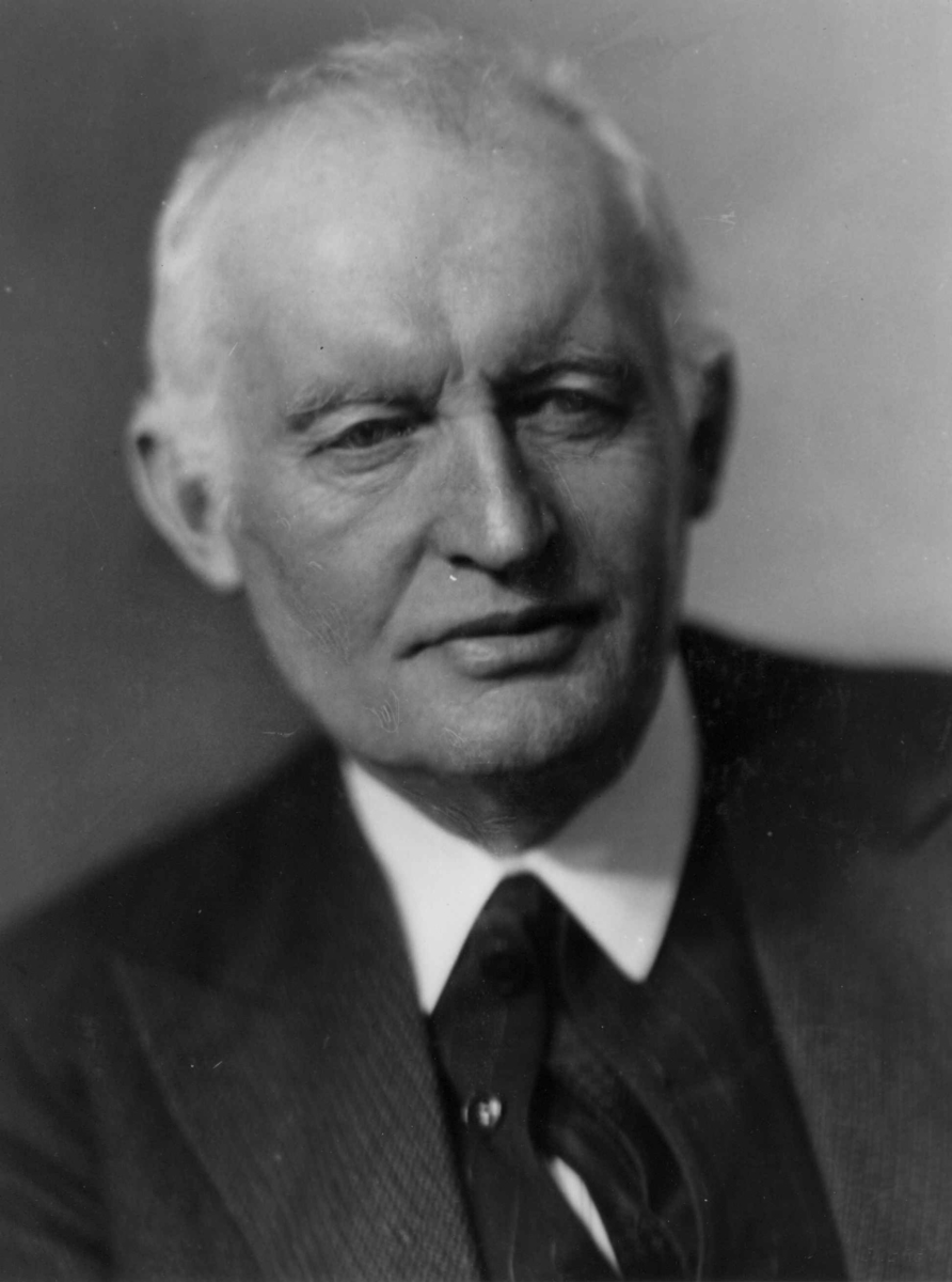 Anders Beer Wilse, Kunstneren og maleren Edvard Munch fotografert av Anders Beer Wilse i 1933.