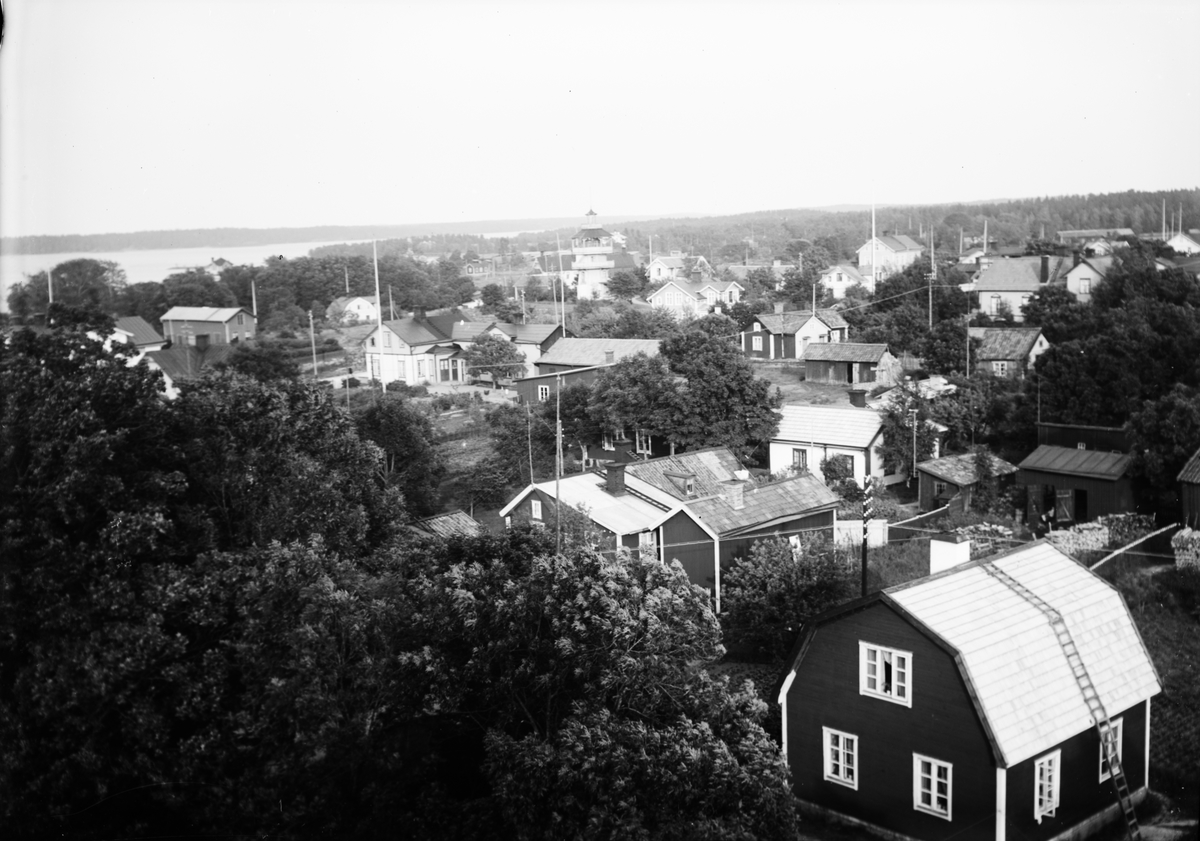 Skötsner-Edhlund, Vy från kyrktornet över Nya stadsdelen, Östhammar, Uppland